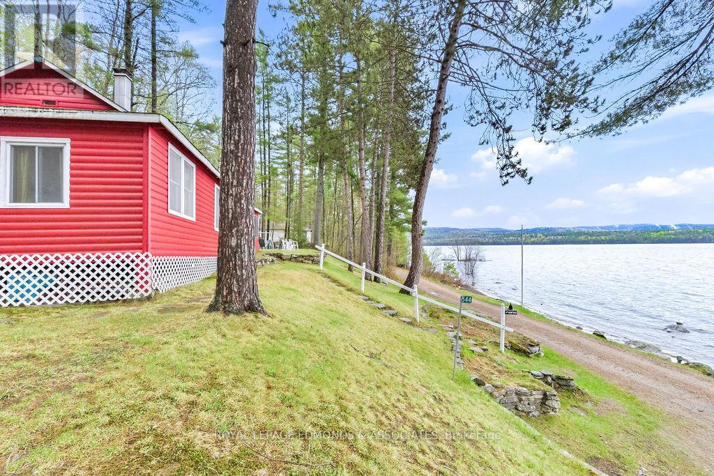 












544 ROCKY POINT LANE

,
Deep River,




Ontario
K0J1P0

