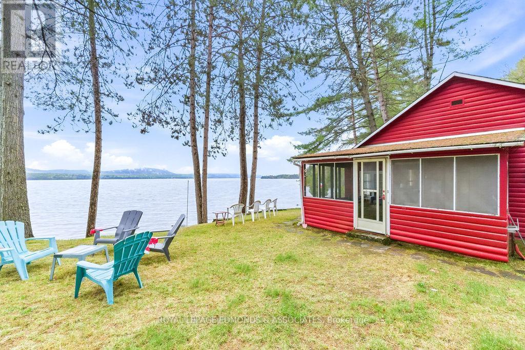 












544 ROCKY POINT LANE

,
Deep River,




Ontario
K0J1P0


