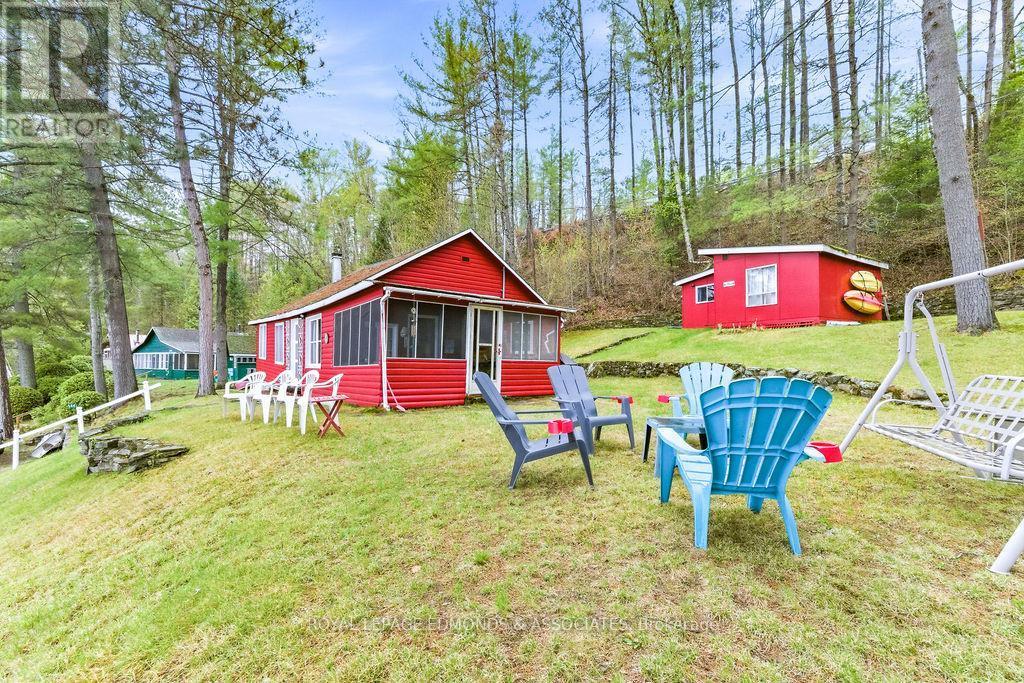 












544 ROCKY POINT LANE

,
Deep River,




Ontario
K0J1P0

