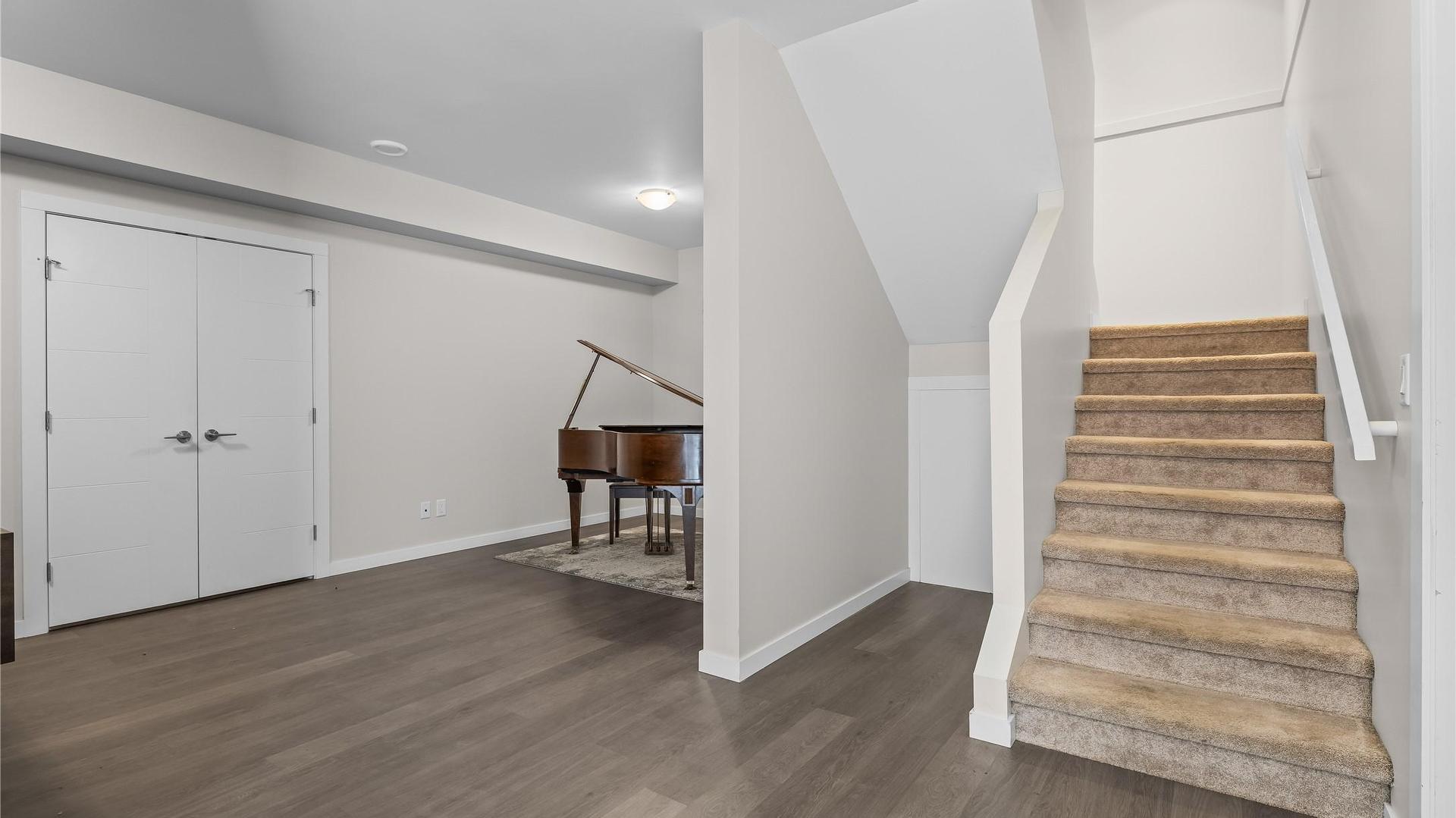 









1818


Peak Point

Court, 20,
West Kelowna,




BC
V1Z 4B4

