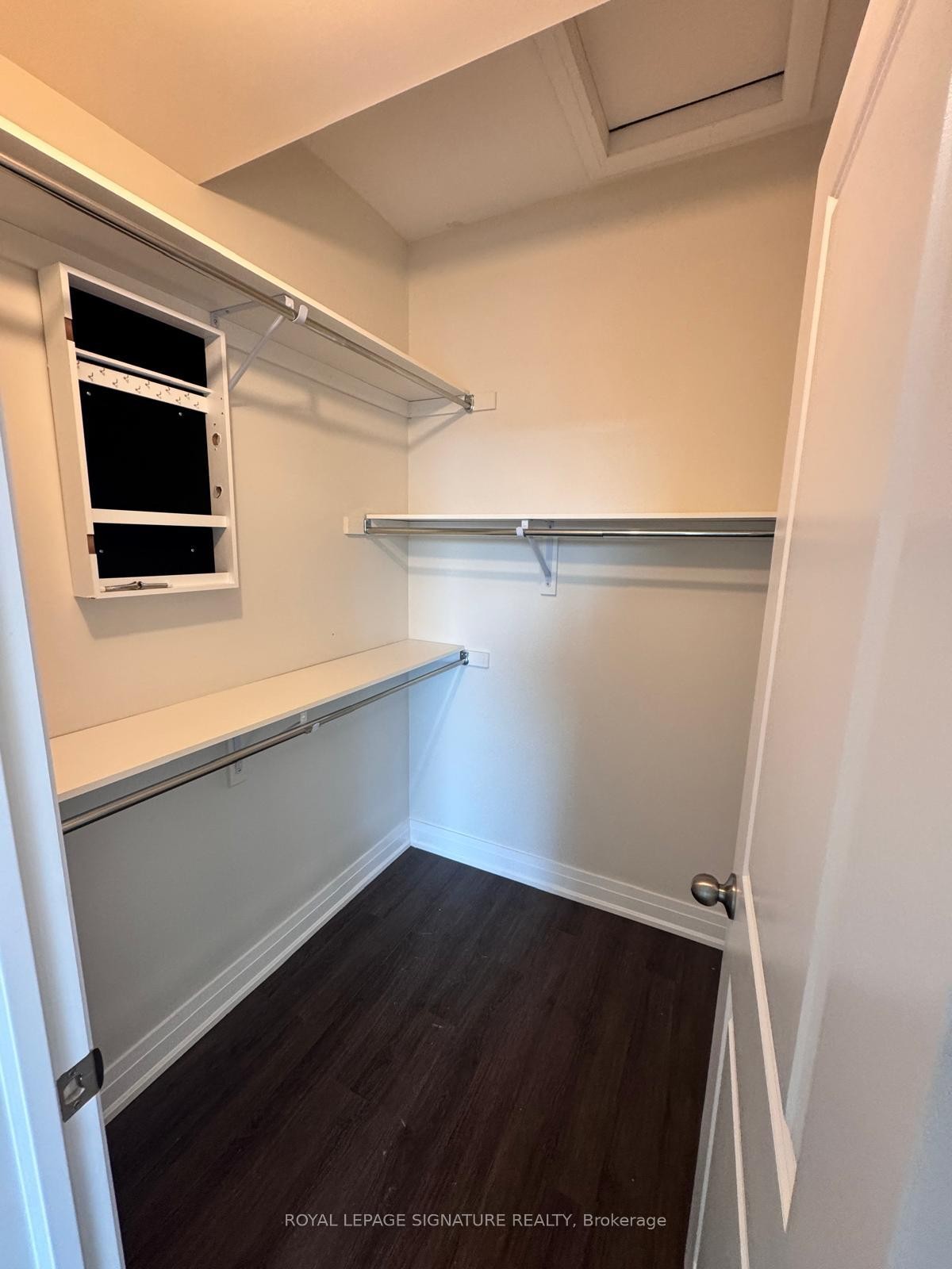 









2388


Khalsa

Gate, 312,
Oakville,




ON
L6M 1P5

