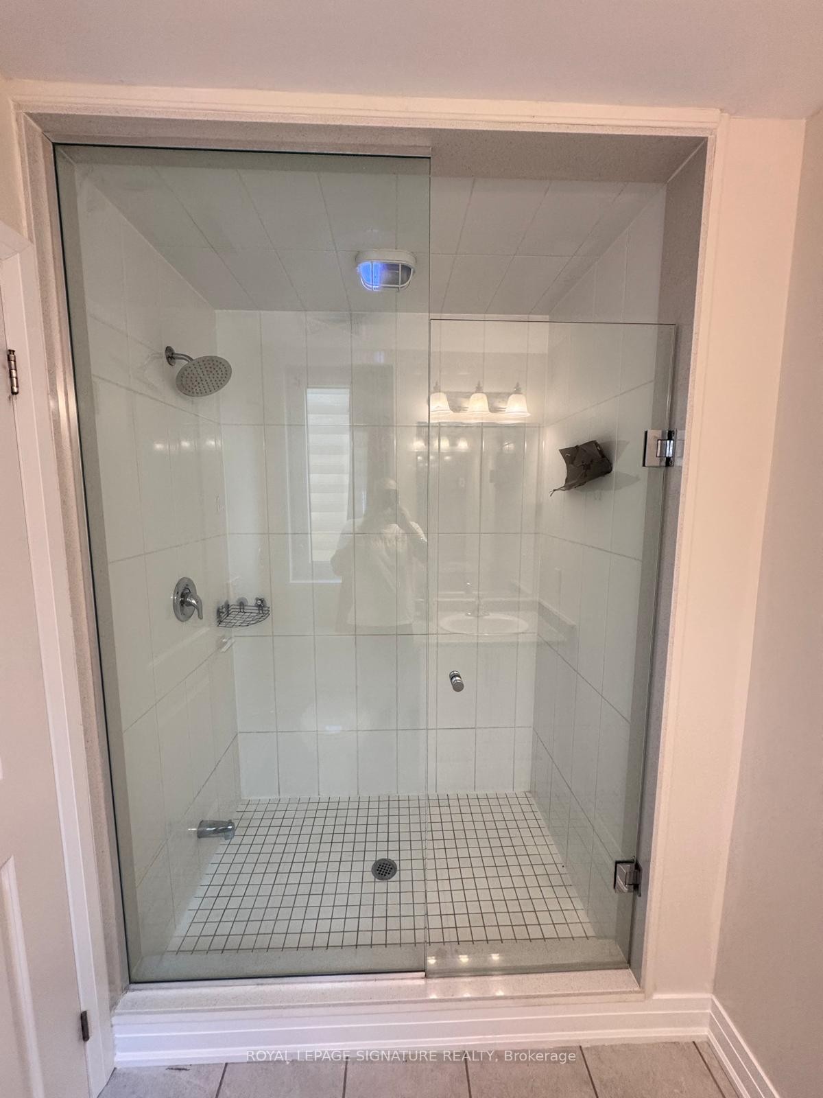 









2388


Khalsa

Gate, 312,
Oakville,




ON
L6M 1P5


