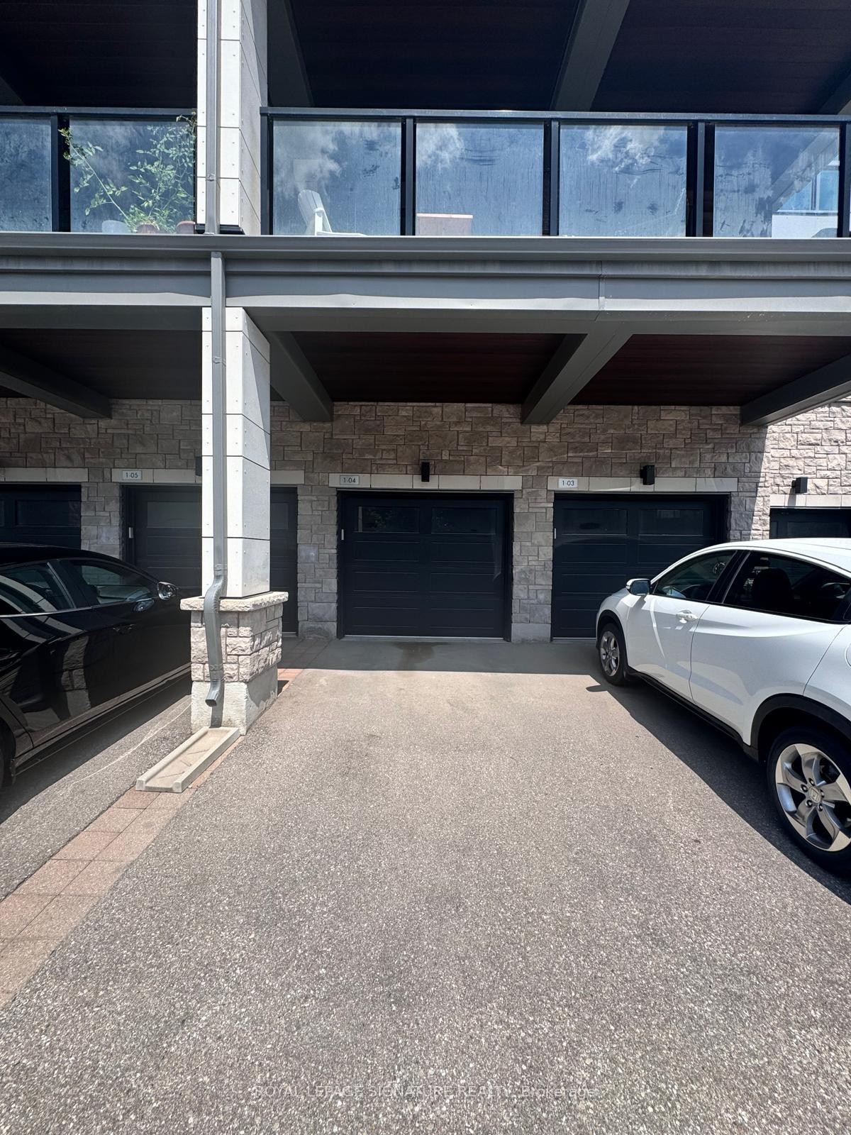 









2388


Khalsa

Gate, 312,
Oakville,




ON
L6M 1P5

