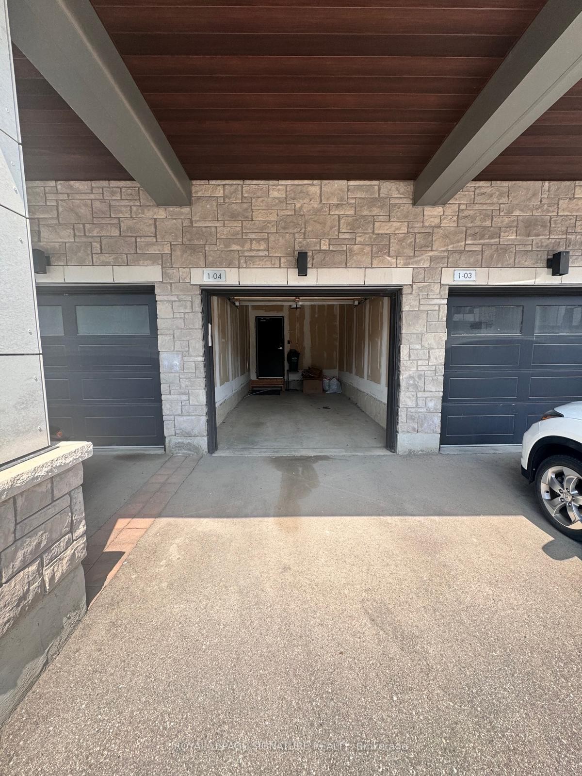 









2388


Khalsa

Gate, 312,
Oakville,




ON
L6M 1P5

