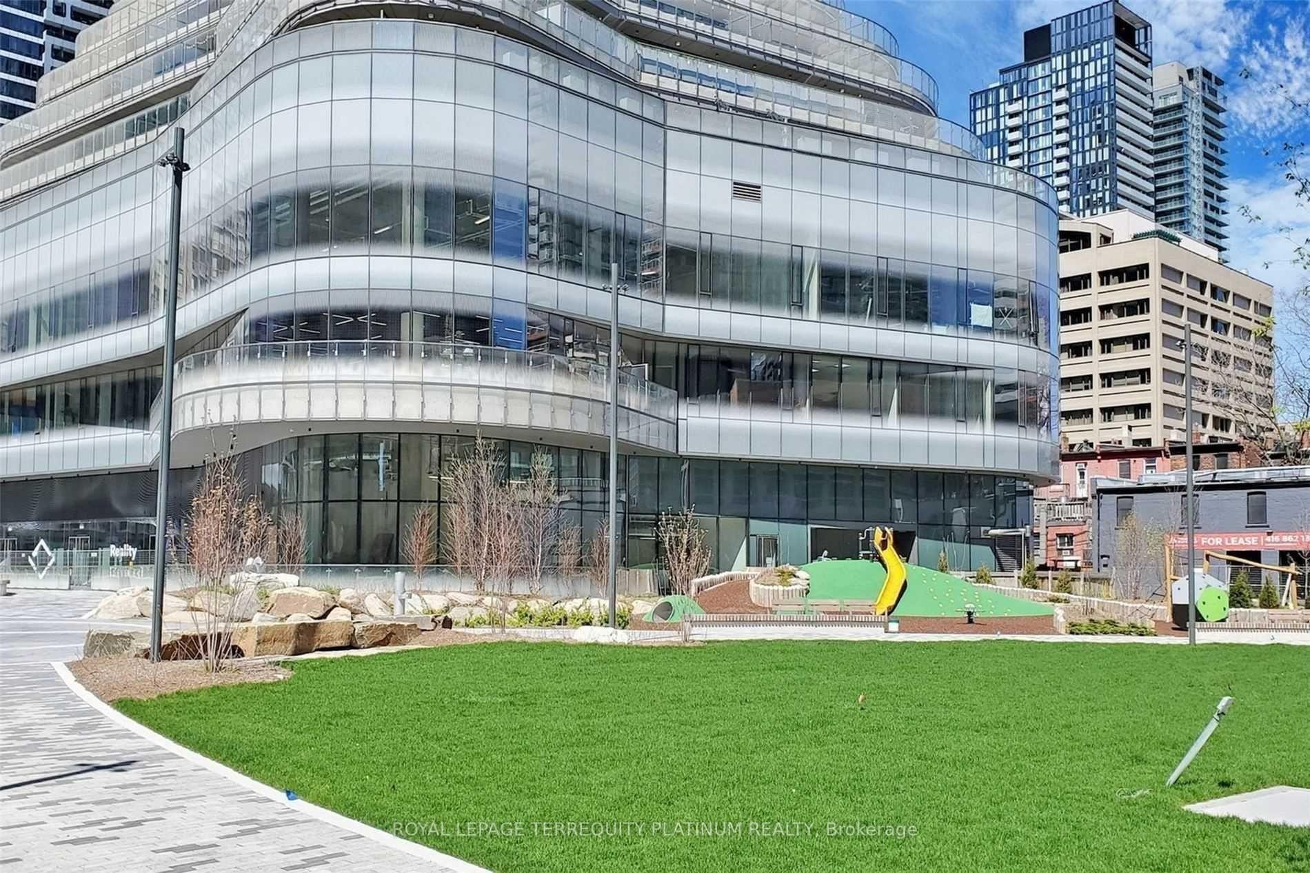 









11


Wellesley

Street West, 6005,
Toronto,




ON
M4Y 0G4

