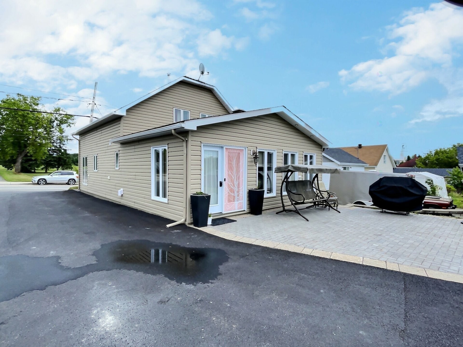 









47


Rue de l'Église N.

,
Lorrainville,




QC
J0Z2R0

