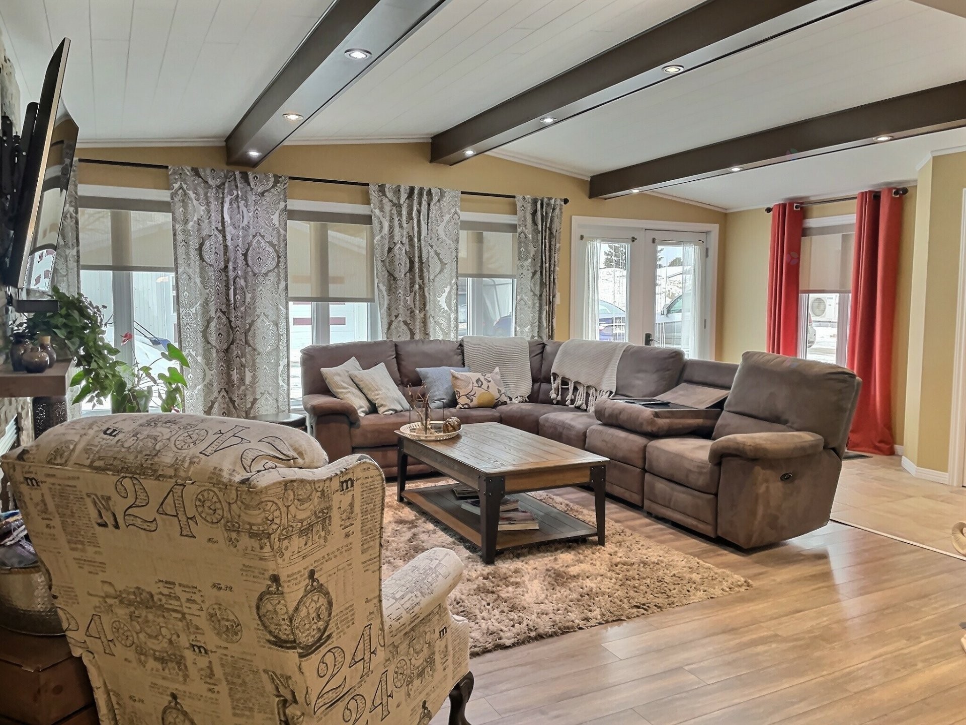 









47


Rue de l'Église N.

,
Lorrainville,




QC
J0Z2R0


