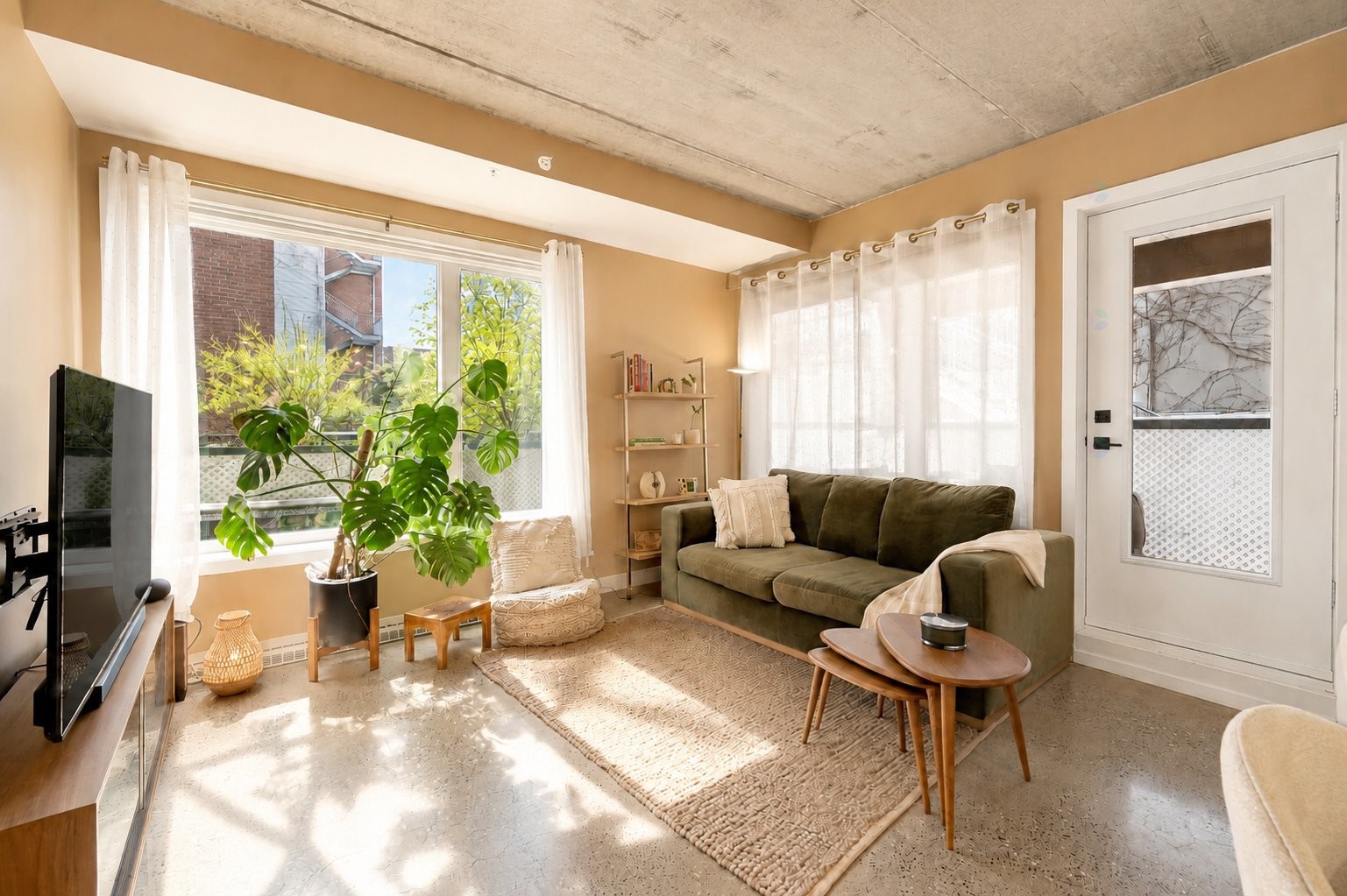 









730


Rue Rose-de-Lima

, 1E,
Montréal (Le Sud-Ouest),




QC
H4C2L8

