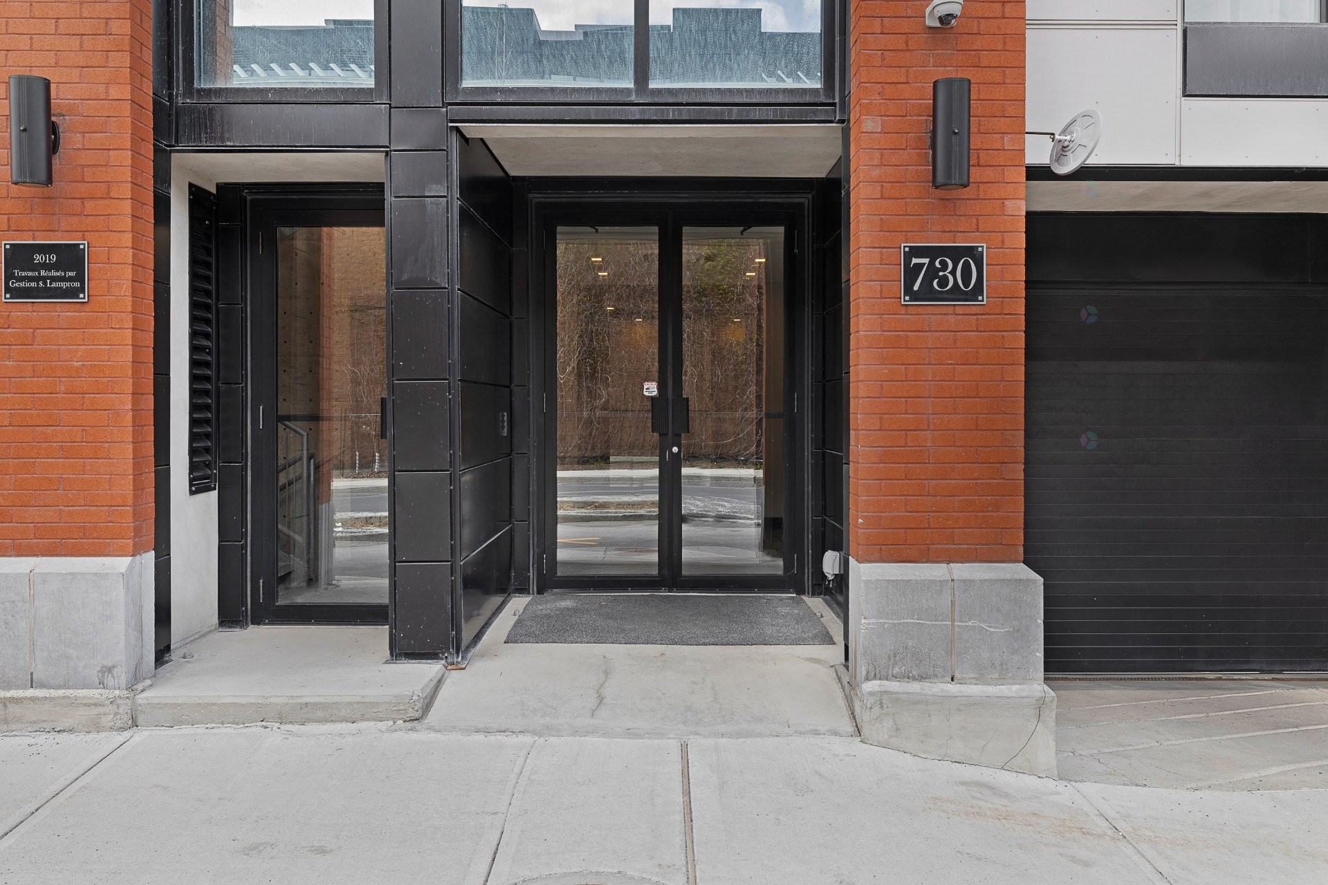 









730


Rue Rose-de-Lima

, 1E,
Montréal (Le Sud-Ouest),




QC
H4C2L8

