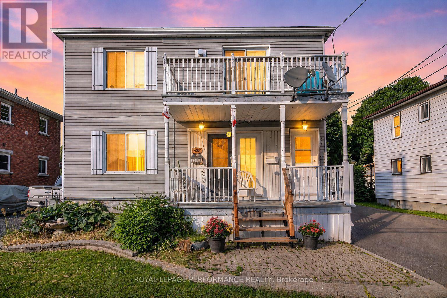 












656 ST FELIX STREET

,
Cornwall,




Ontario
K6H5B6

