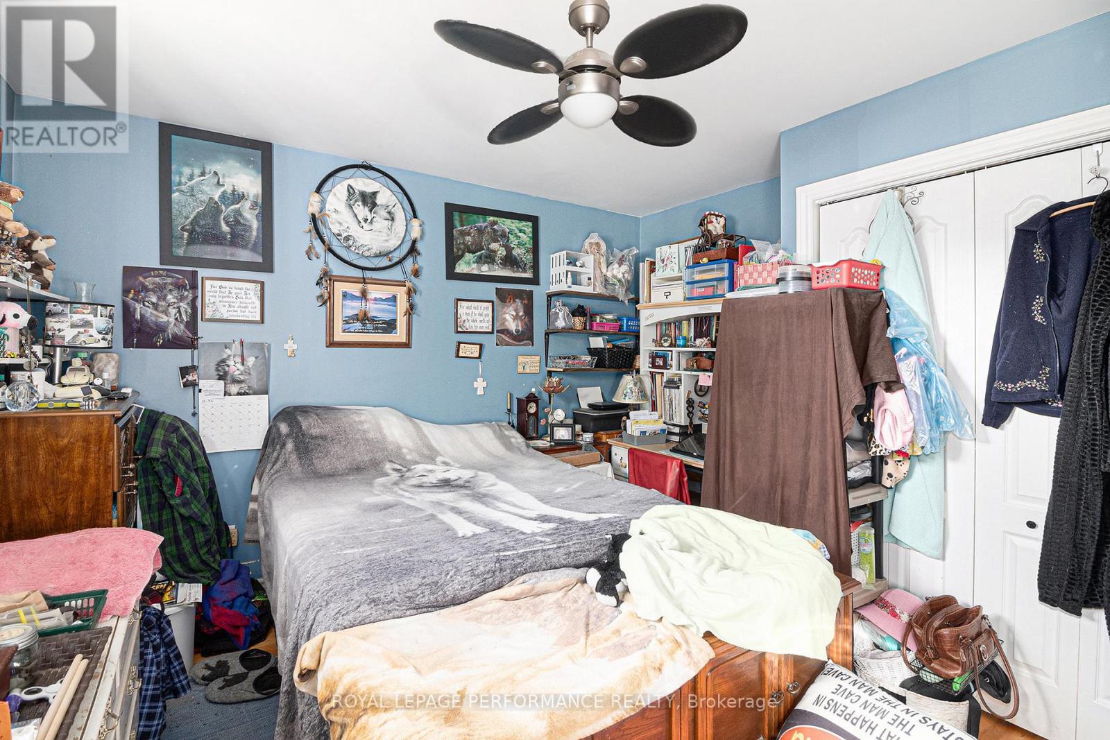 












656 ST FELIX STREET

,
Cornwall,




Ontario
K6H5B6

