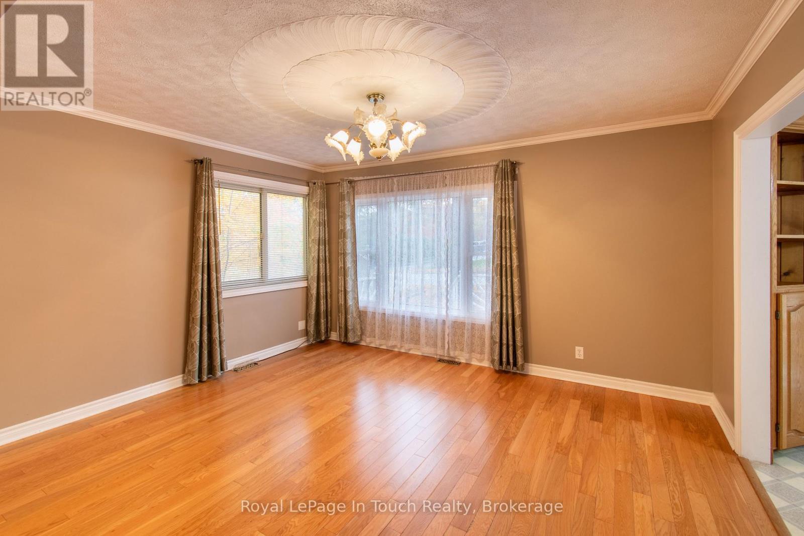












748 OVERHEAD BRIDGE ROAD

,
Penetanguishene,




Ontario
L9M0V6

