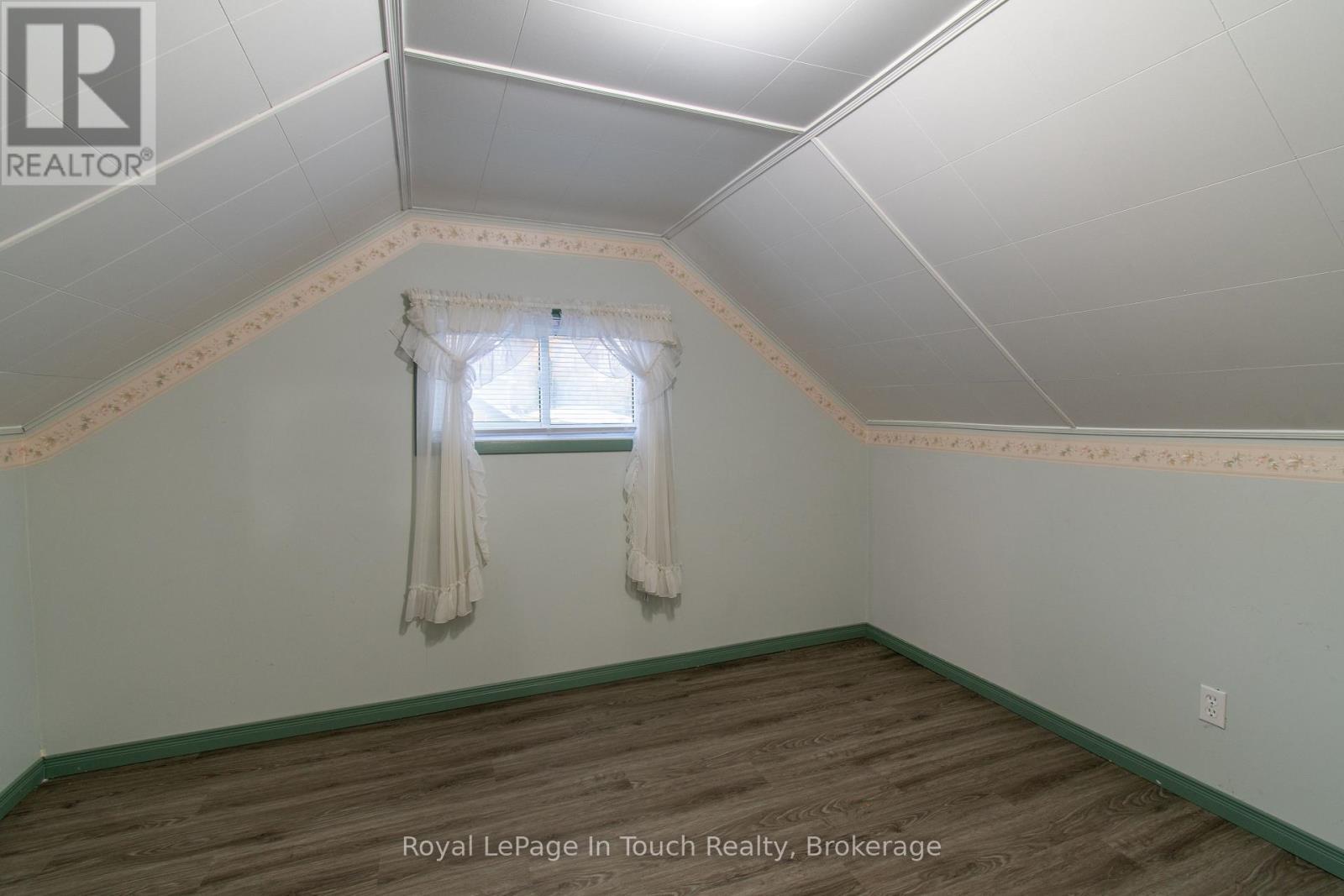 












748 OVERHEAD BRIDGE ROAD

,
Penetanguishene,




Ontario
L9M0V6

