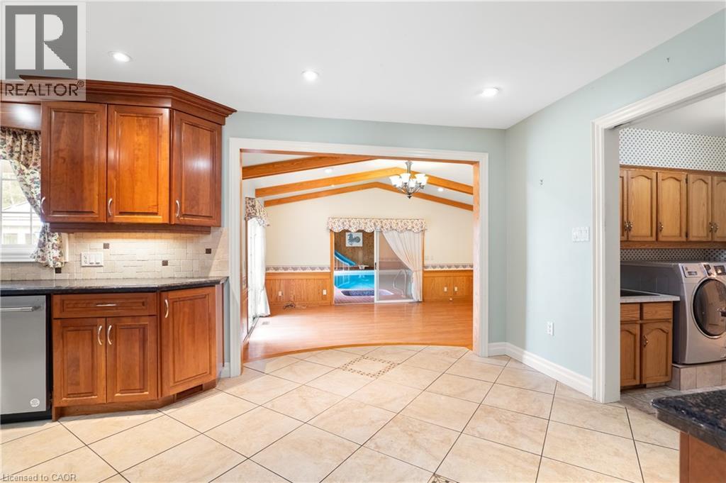 












4646 SIDEROAD 20 N

,
Puslinch,




Ontario
N1H6J3

