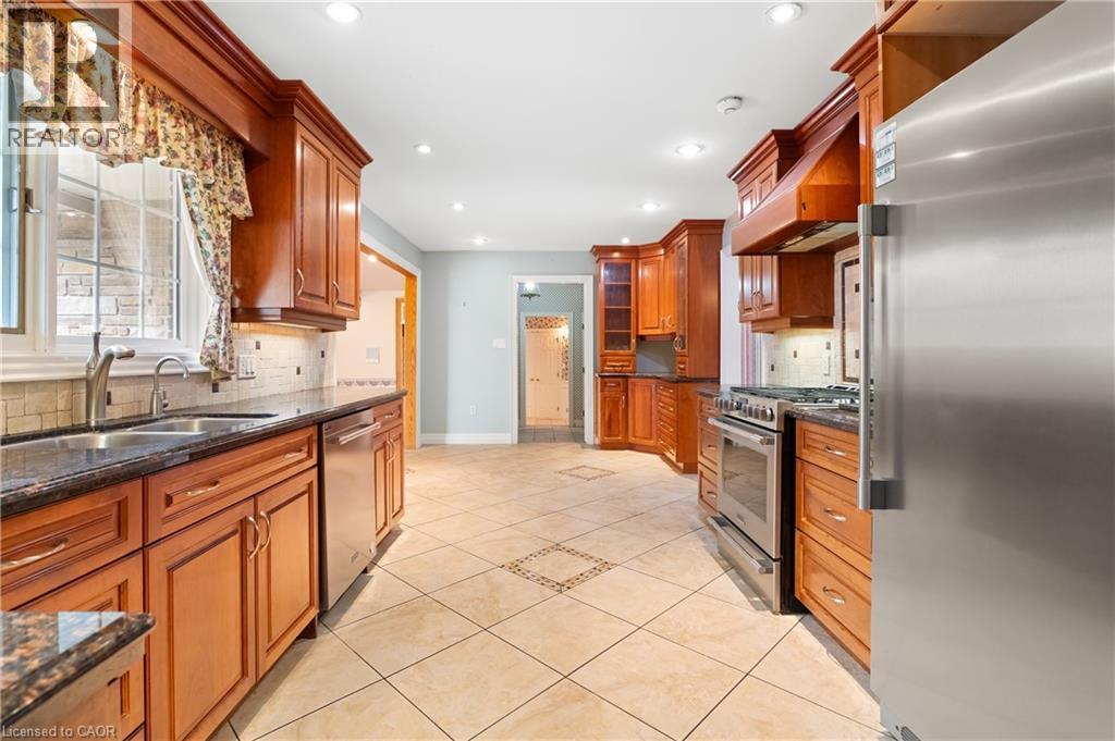 












4646 SIDEROAD 20 N

,
Puslinch,




Ontario
N1H6J3

