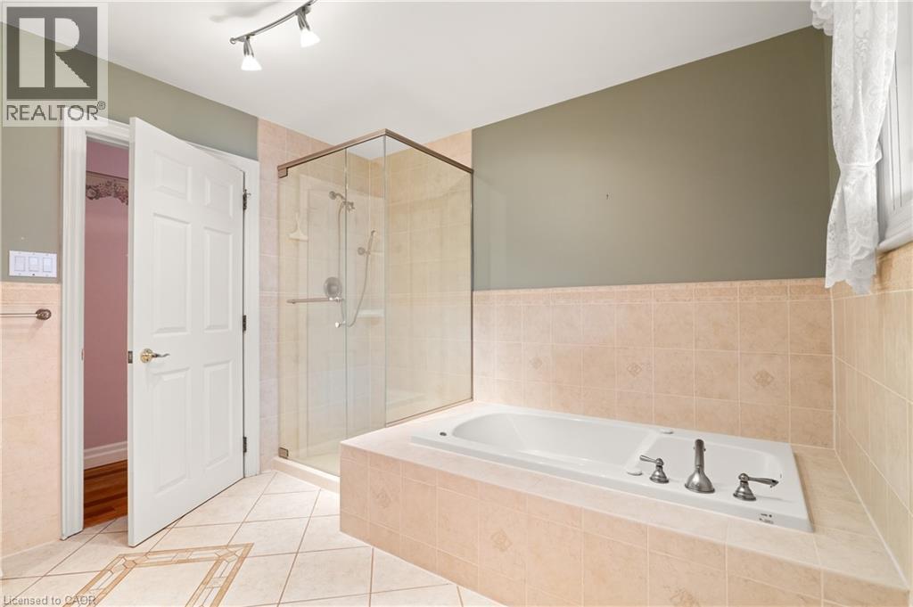 












4646 SIDEROAD 20 N

,
Puslinch,




Ontario
N1H6J3

