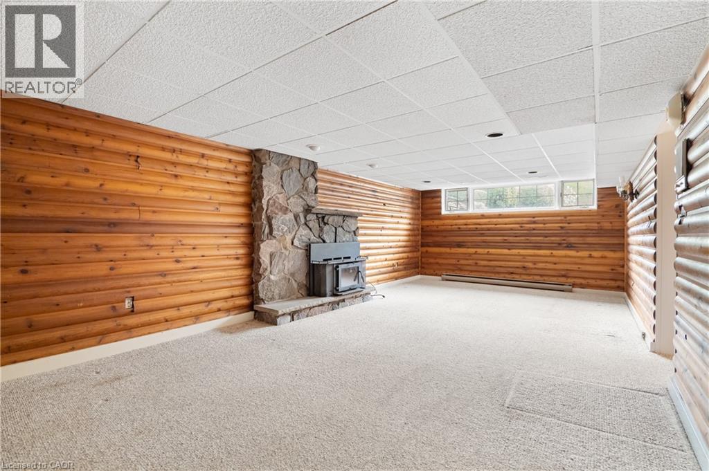 












4646 SIDEROAD 20 N

,
Puslinch,




Ontario
N1H6J3

