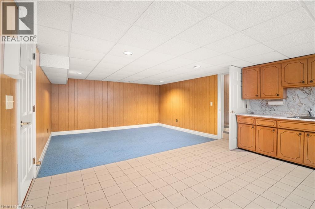 












4646 SIDEROAD 20 N

,
Puslinch,




Ontario
N1H6J3

