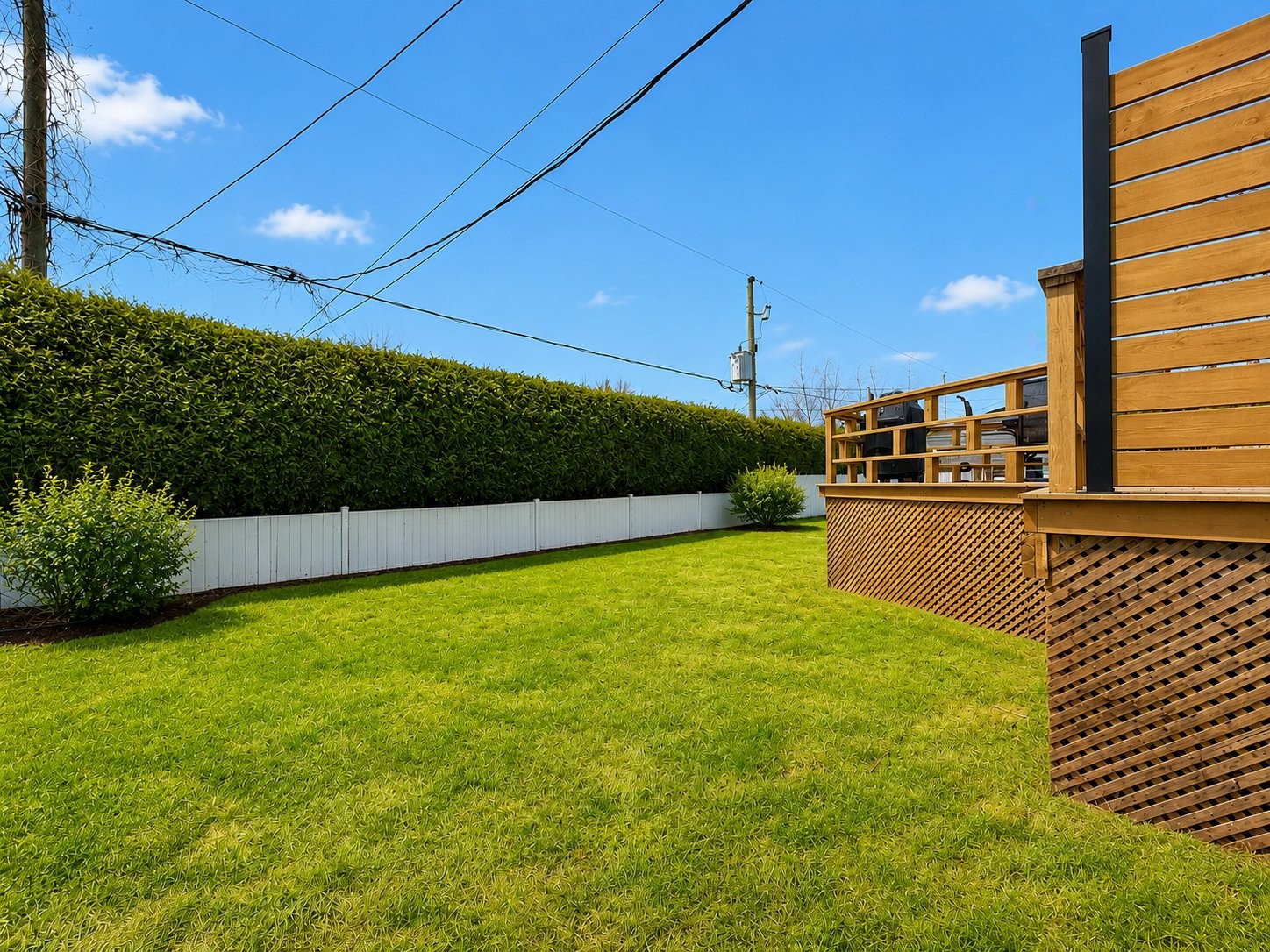 









425


Rue Perras

,
Laval (Auteuil),




QC
H7H2V1

