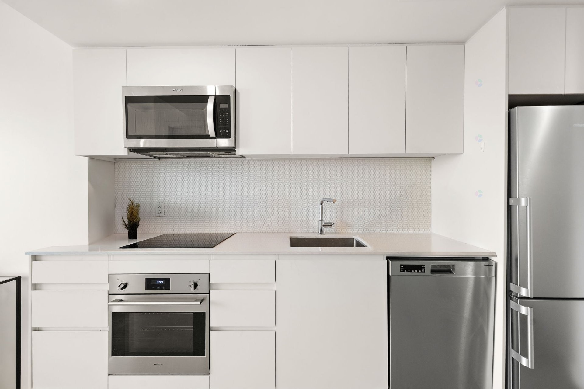 









1210


Rue Jeanne-Mance

, 5712,
Montréal (Ville-Marie),




QC
H2X1M1

