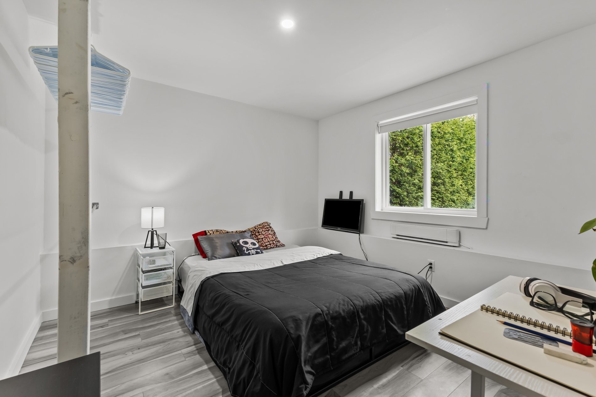 









470


16e Avenue

,
Pointe-Calumet,




QC
J0N1G0

