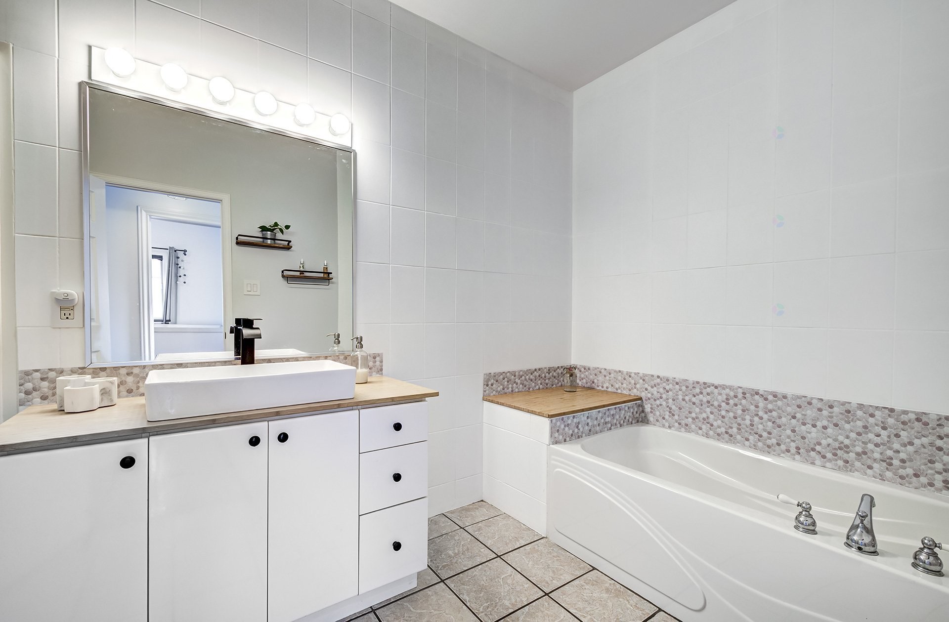 









4792


Rue De Chambly

, 4,
Montréal (Rosemont/La Petite-Patrie),




QC
H1X3N8

