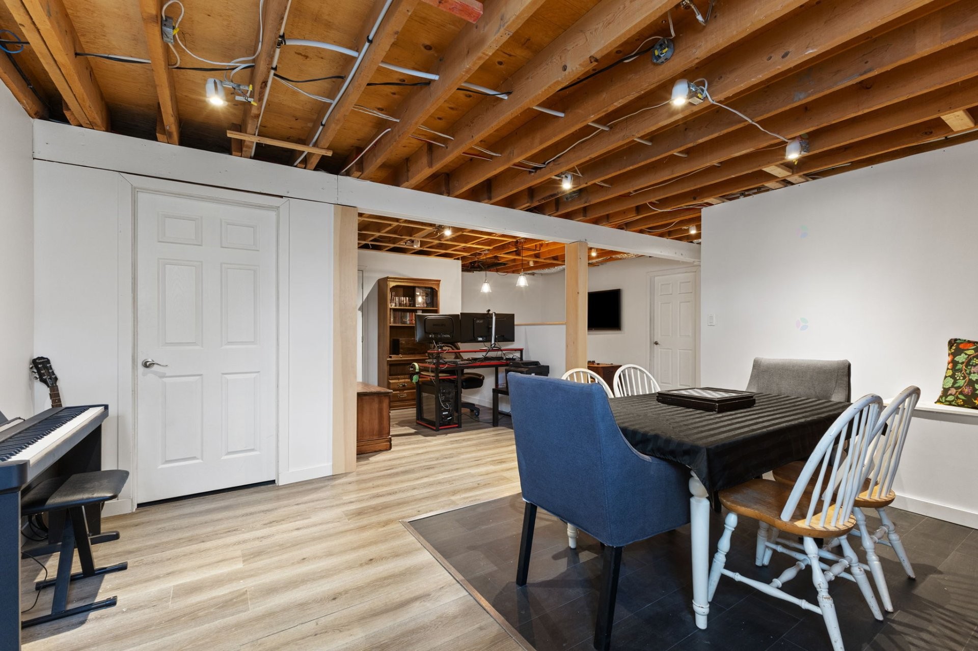 









75


Rue des Sables

,
Gatineau (Gatineau),




QC
J8P7C7


