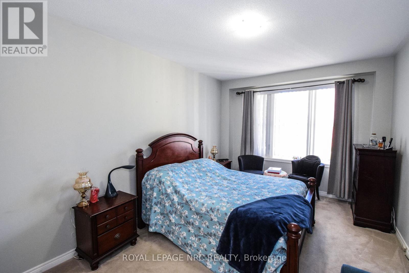 












4343 CHEMONDA STREET

,
Niagara Falls (Lyons Creek),




Ontario
L2G0E0

