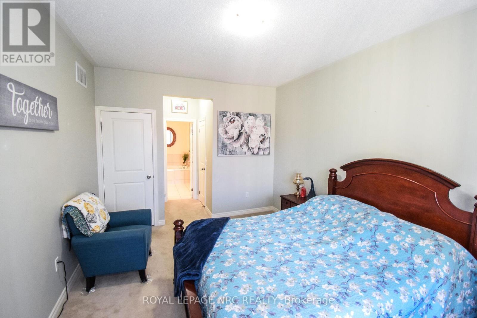 












4343 CHEMONDA STREET

,
Niagara Falls (Lyons Creek),




Ontario
L2G0E0

