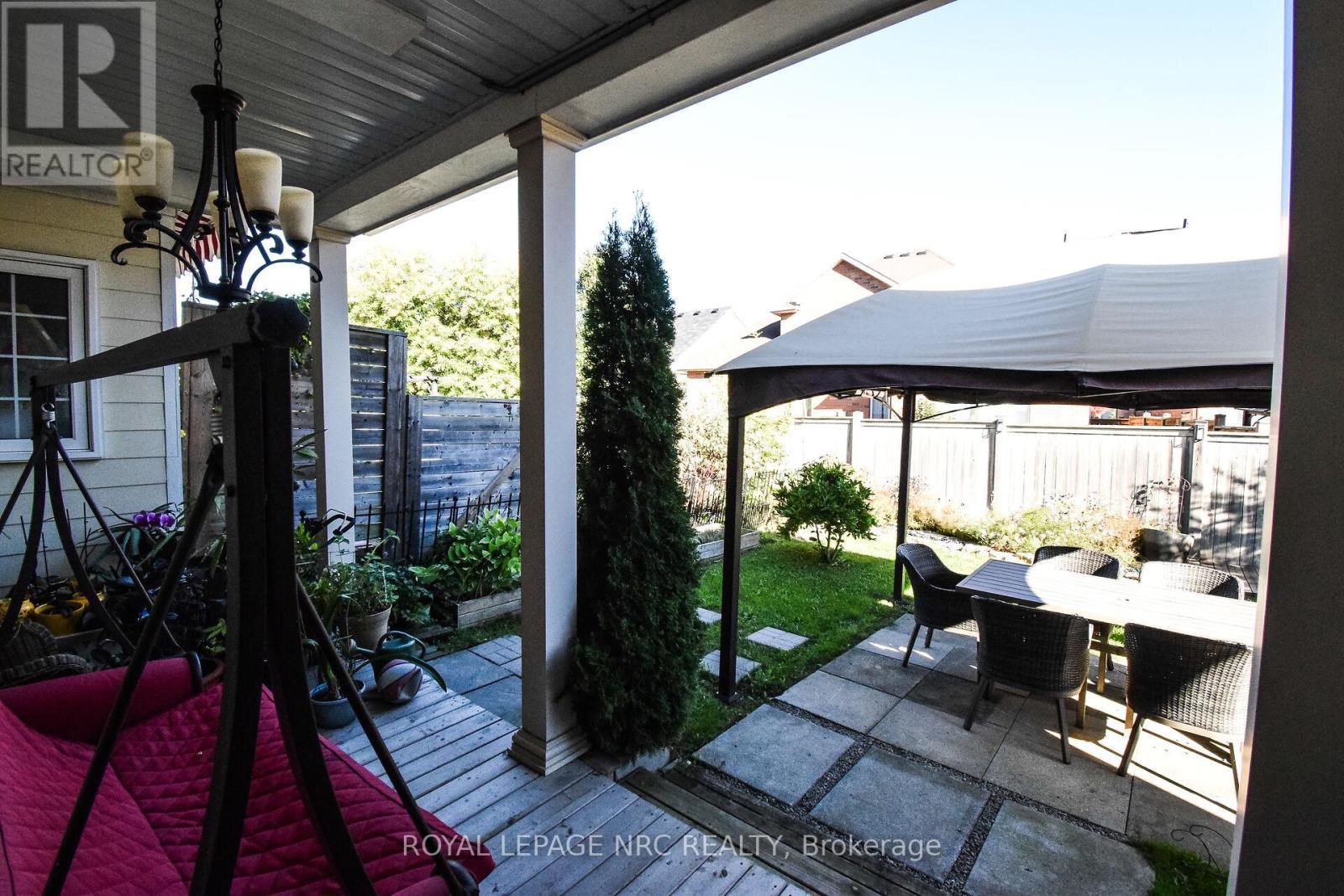 












4343 CHEMONDA STREET

,
Niagara Falls (Lyons Creek),




Ontario
L2G0E0

