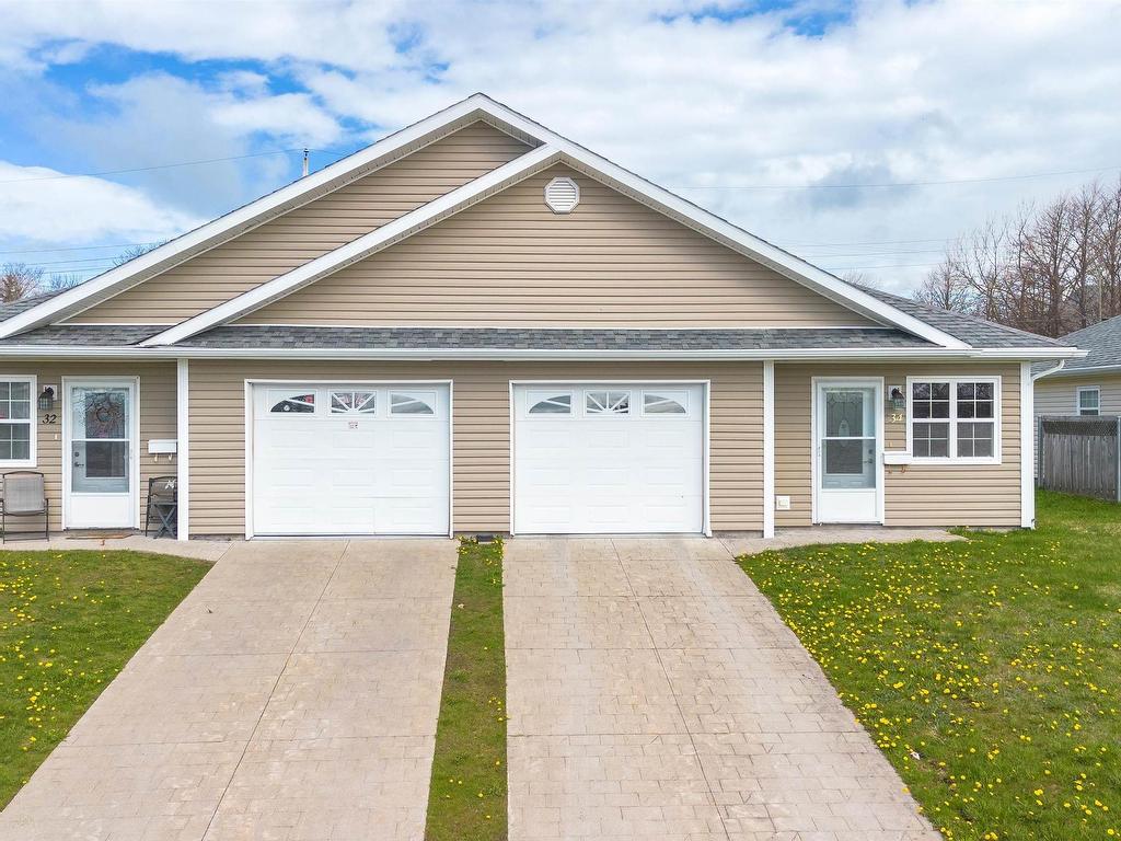 












28 George Street

,
North Sydney,




NS
B2A 1J3

