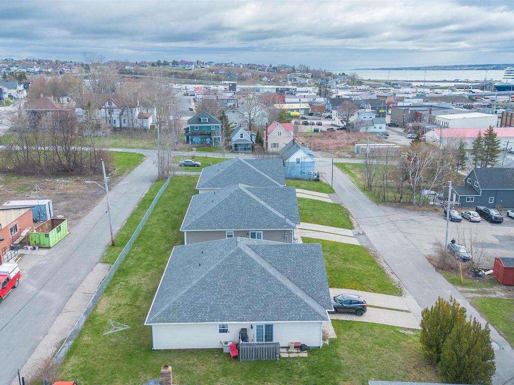 












28 George Street

,
North Sydney,




NS
B2A 1J3

