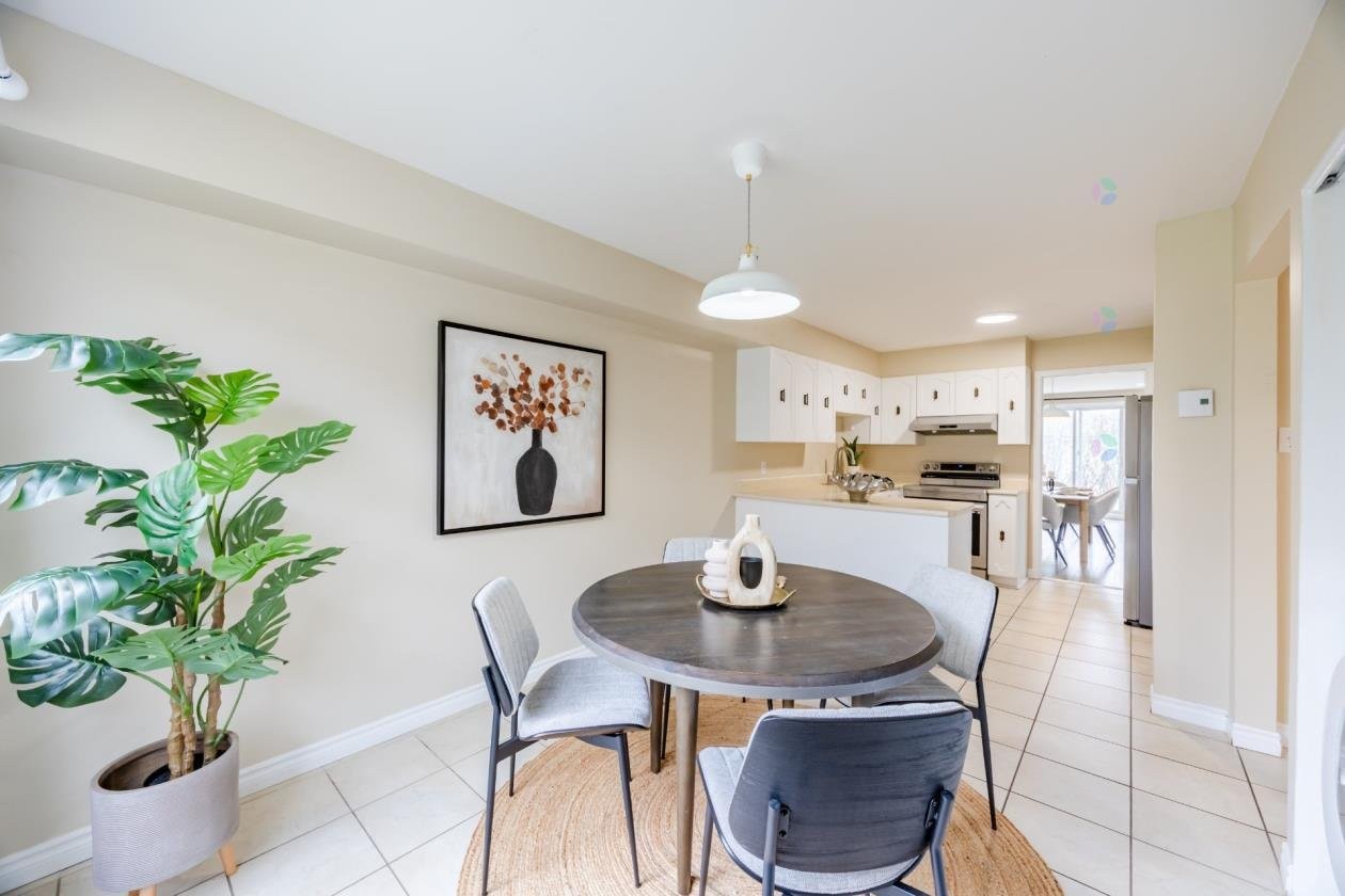 









555Z


Montrose Drive

, 29,
Beaconsfield,




QC
H9W6B4

