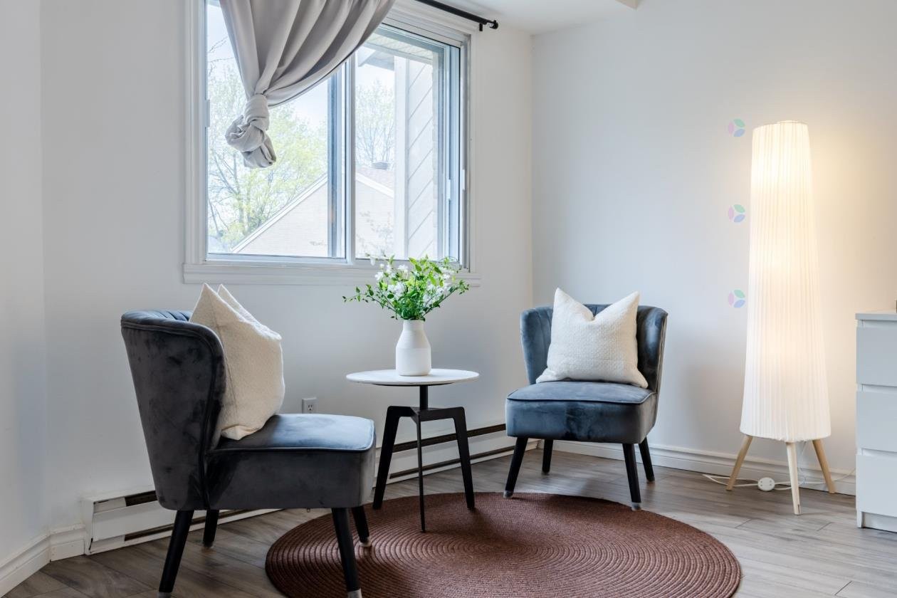 









555Z


Montrose Drive

, 29,
Beaconsfield,




QC
H9W6B4

