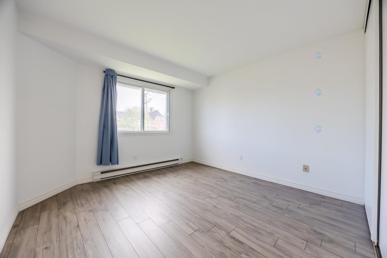 









555Z


Montrose Drive

, 29,
Beaconsfield,




QC
H9W6B4

