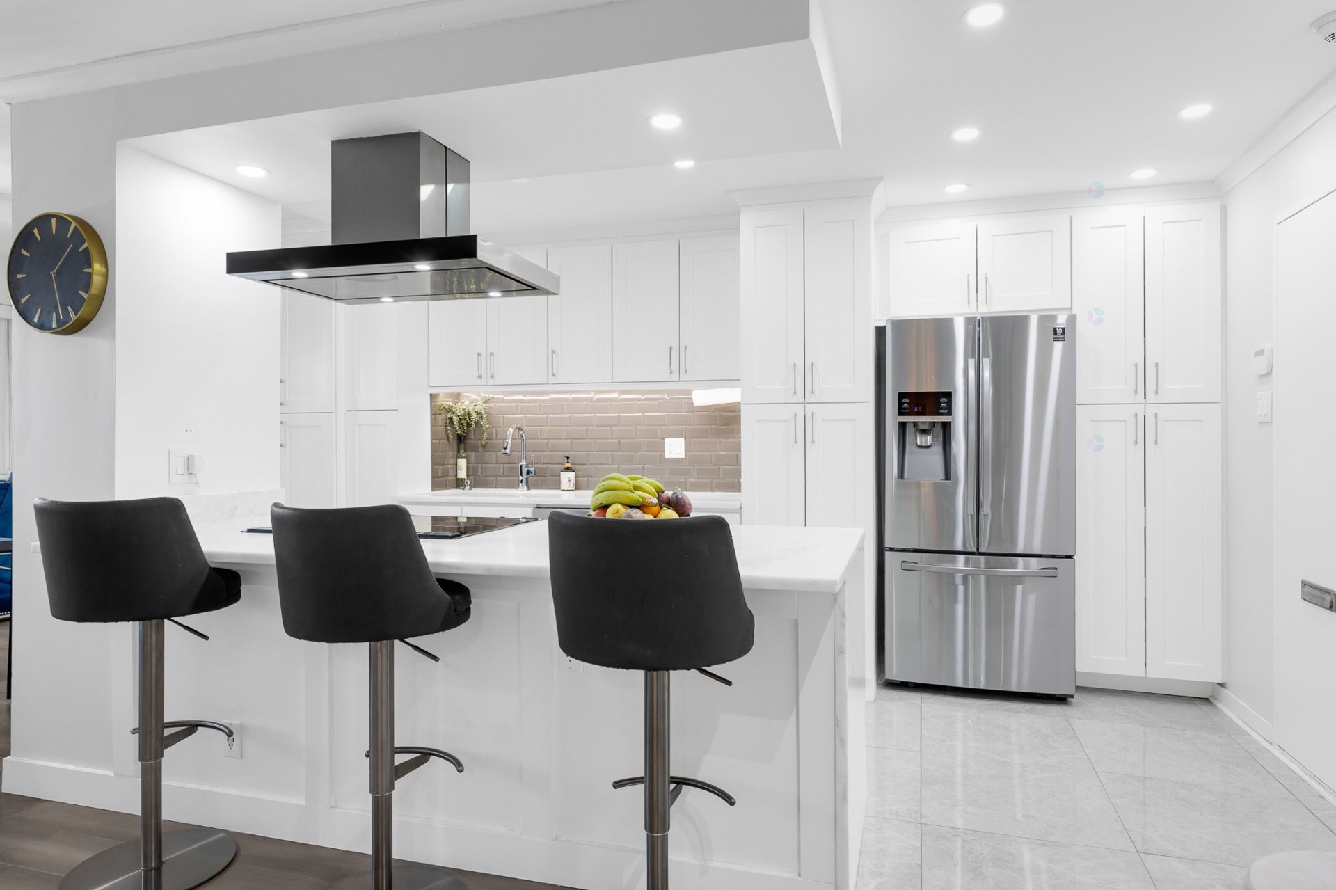 









5700


Boul. Cavendish

, 208,
Côte-Saint-Luc,




QC
H4W1S8

