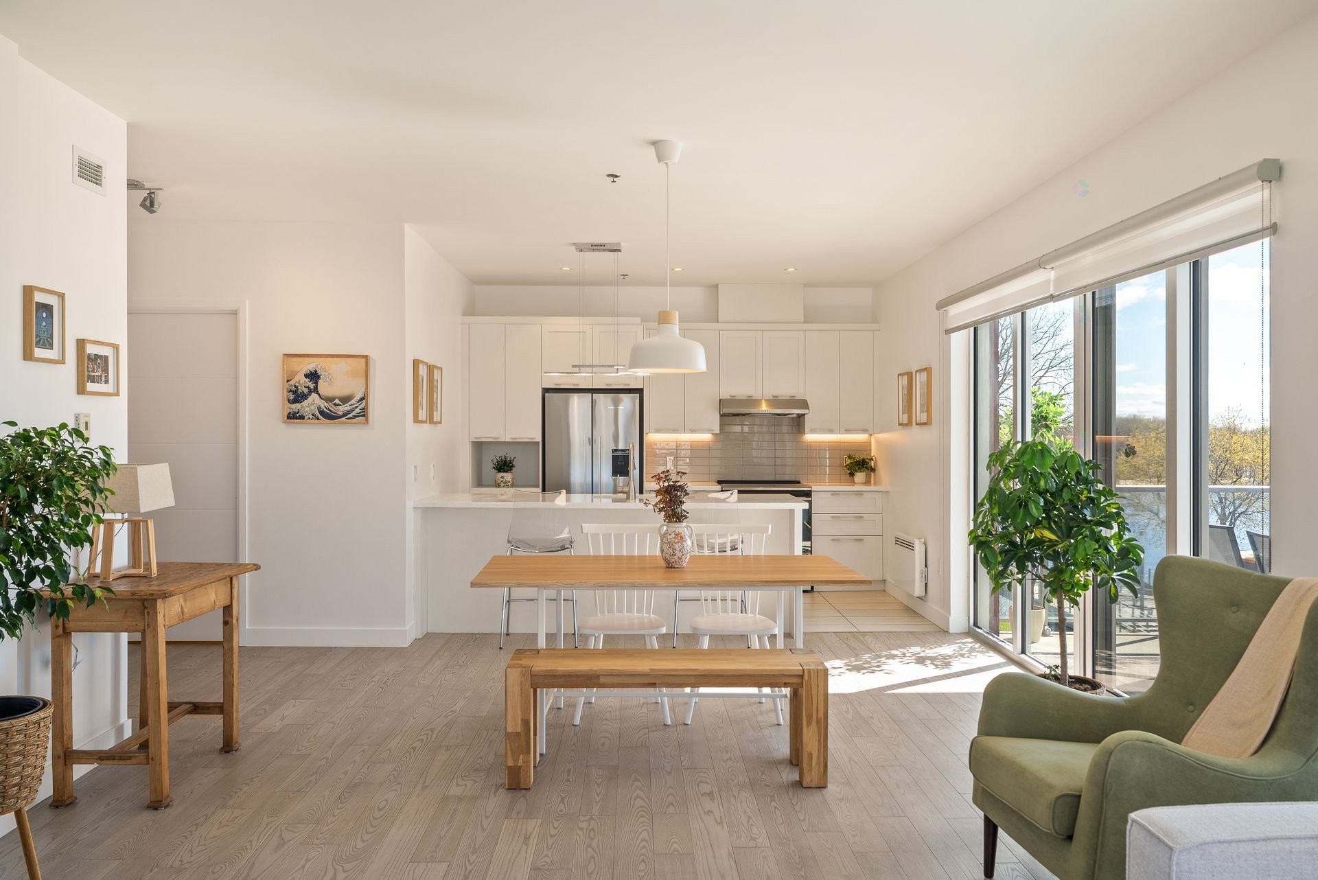









1100


Av. des Draveurs

, 302,
Trois-Rivières,




QC
G9A0C6

