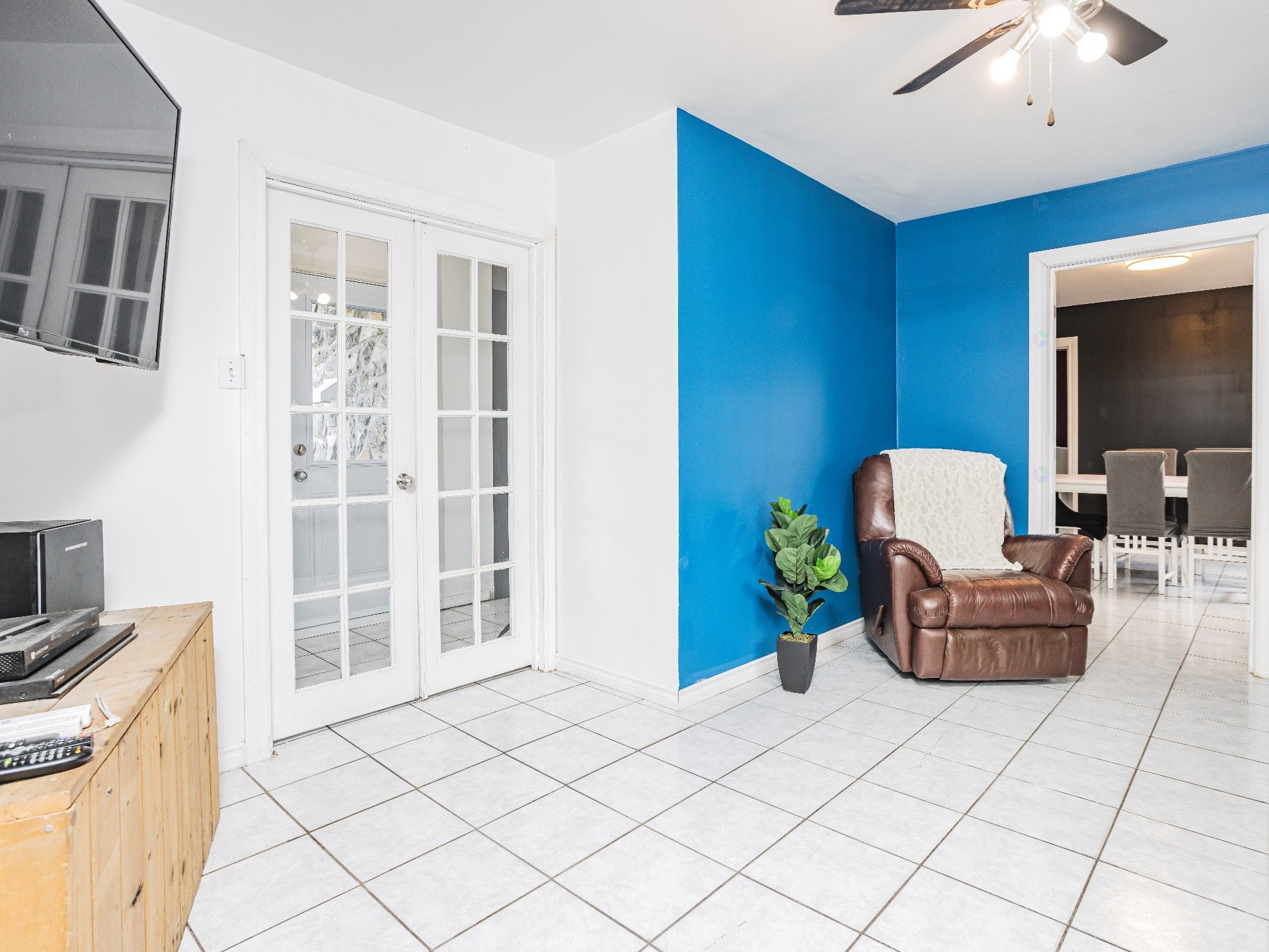 









54


Place Terrasse-Boucher

,
Pincourt,




QC
J7W4K3

