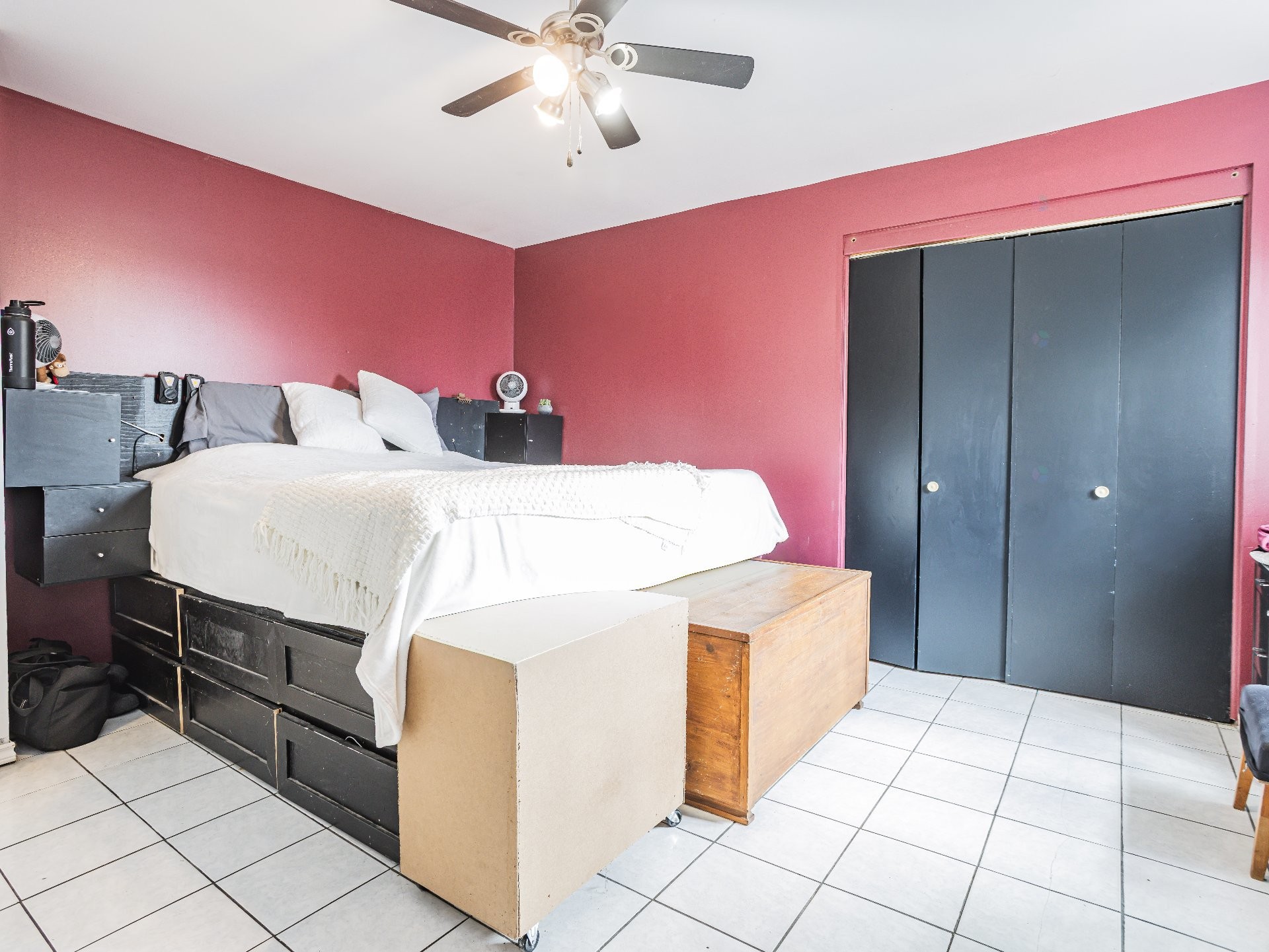 









54


Place Terrasse-Boucher

,
Pincourt,




QC
J7W4K3

