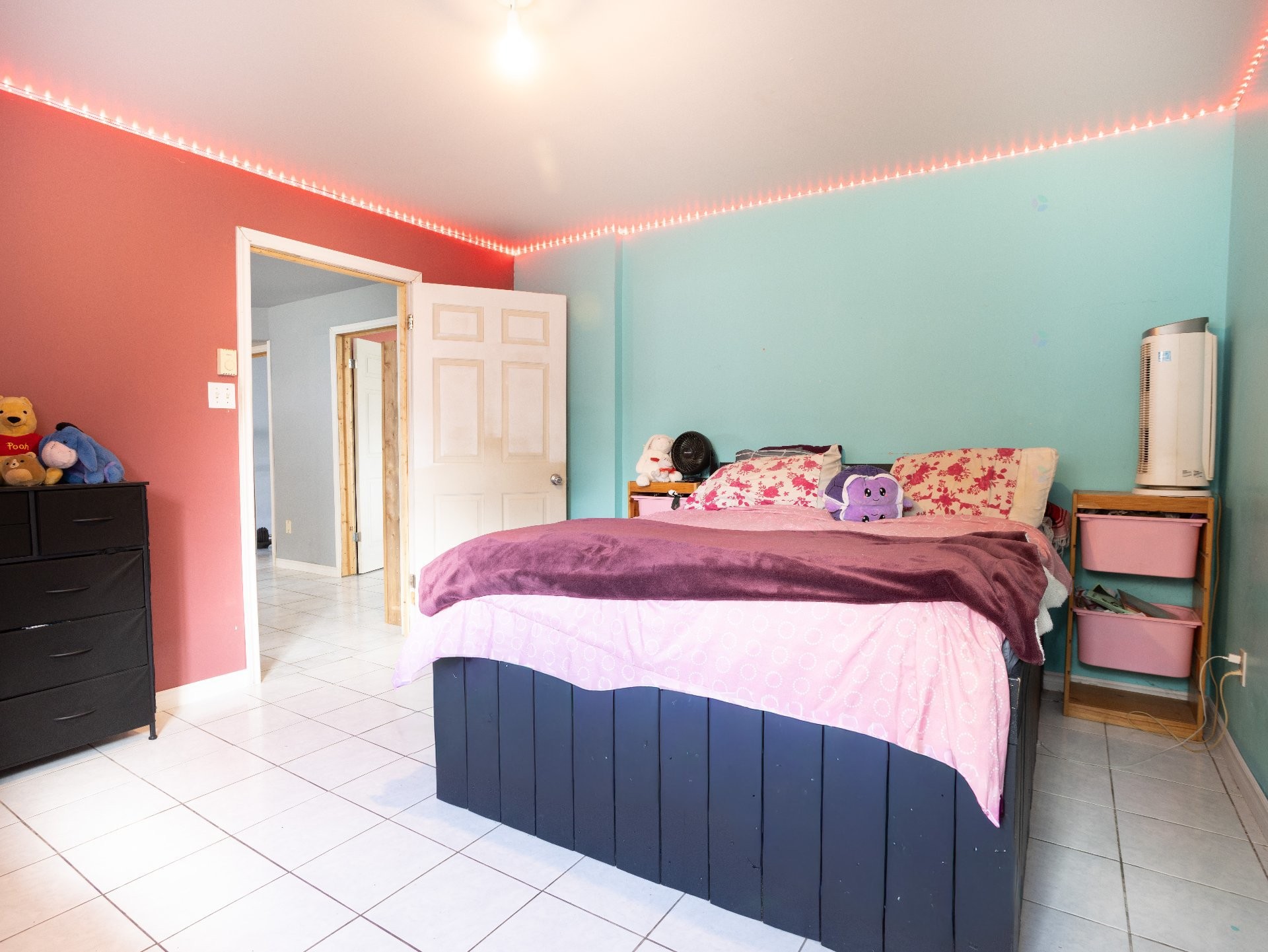 









54


Place Terrasse-Boucher

,
Pincourt,




QC
J7W4K3


