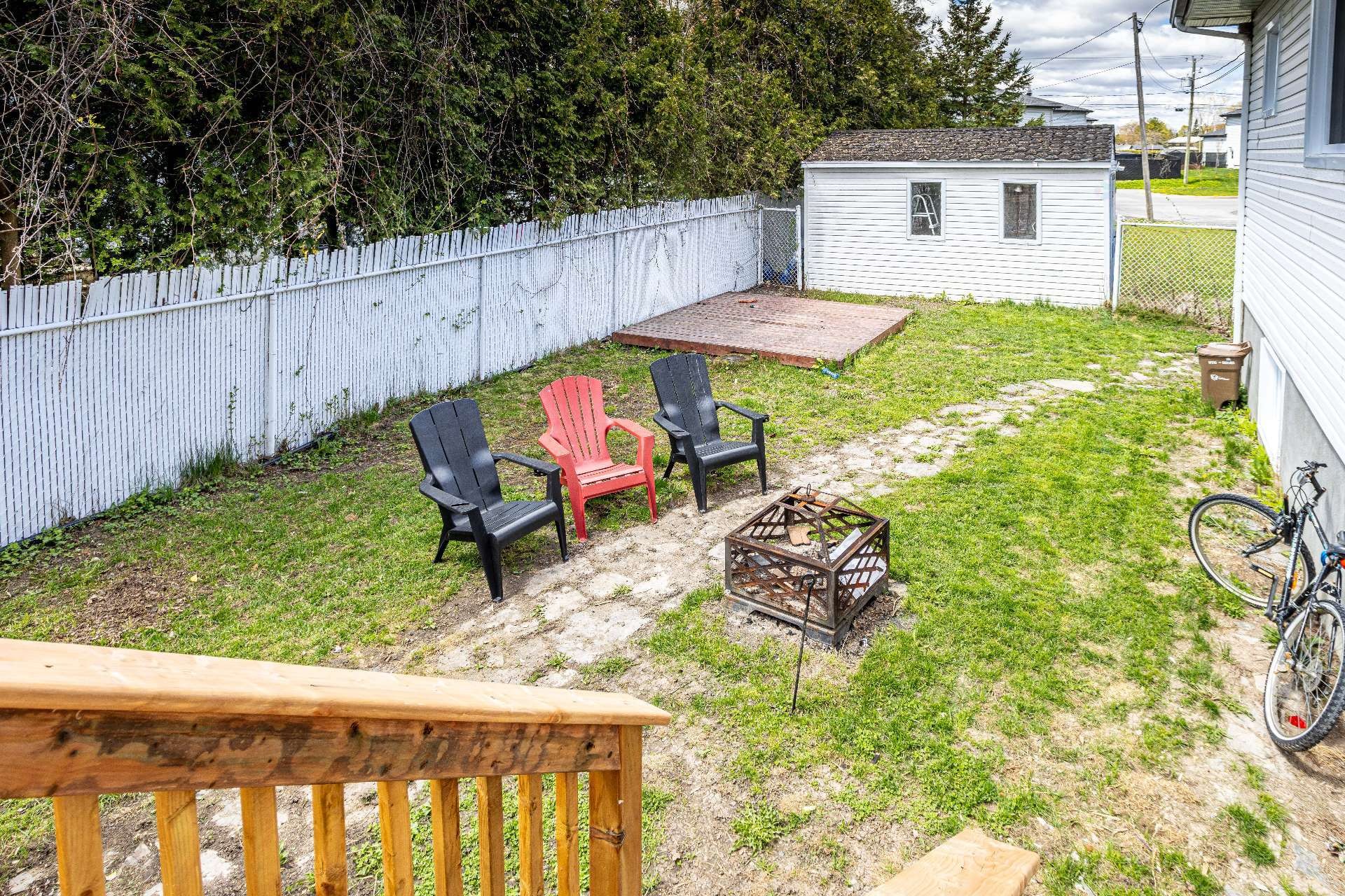 









54


Place Terrasse-Boucher

,
Pincourt,




QC
J7W4K3

