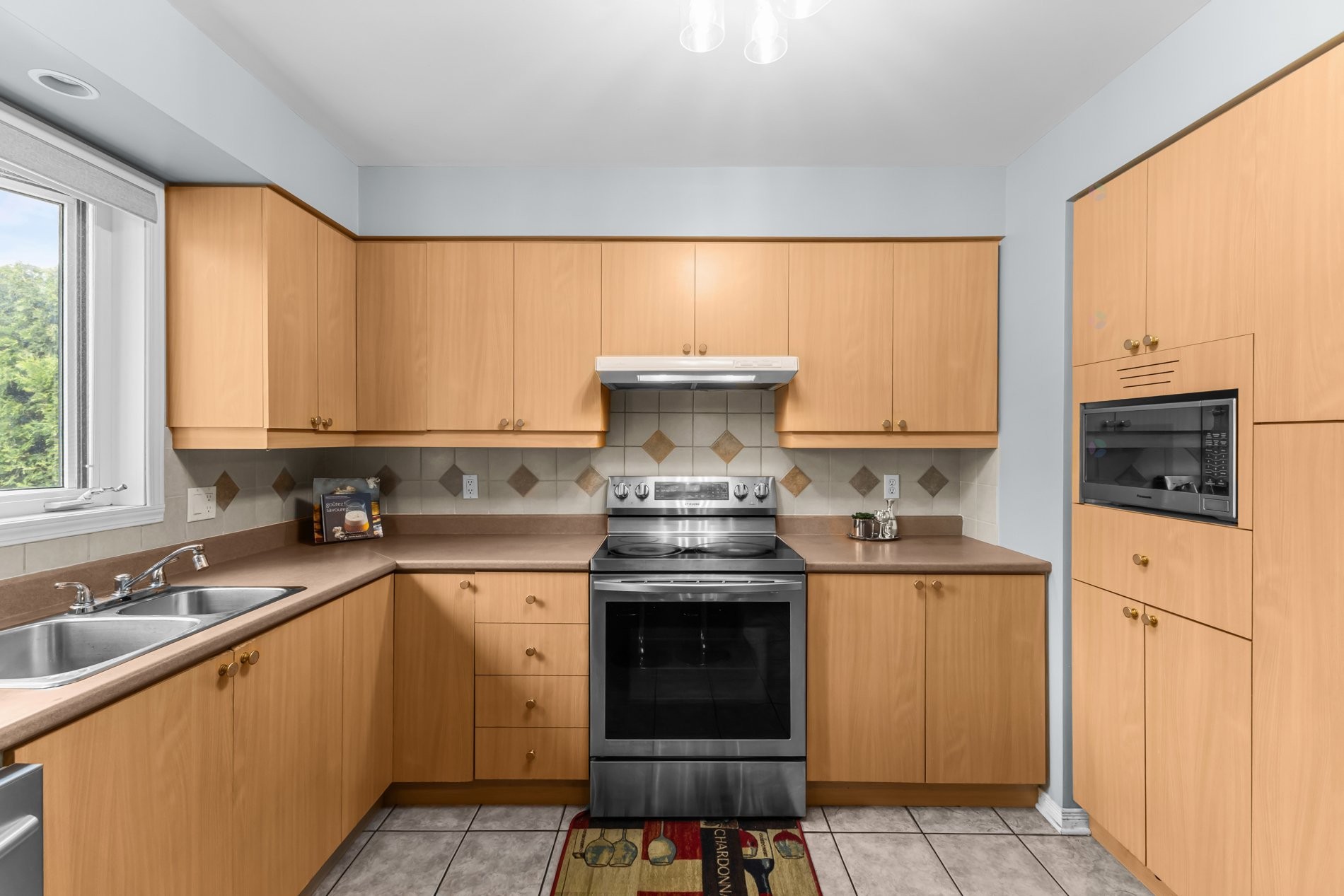 









692


Rue Forand

,
Repentigny (Le Gardeur),




QC
J5Z4X6

