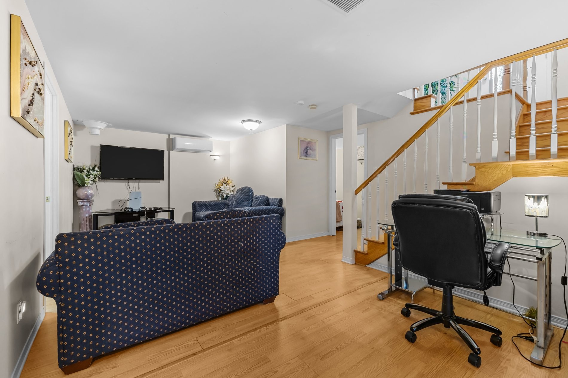 









692


Rue Forand

,
Repentigny (Le Gardeur),




QC
J5Z4X6

