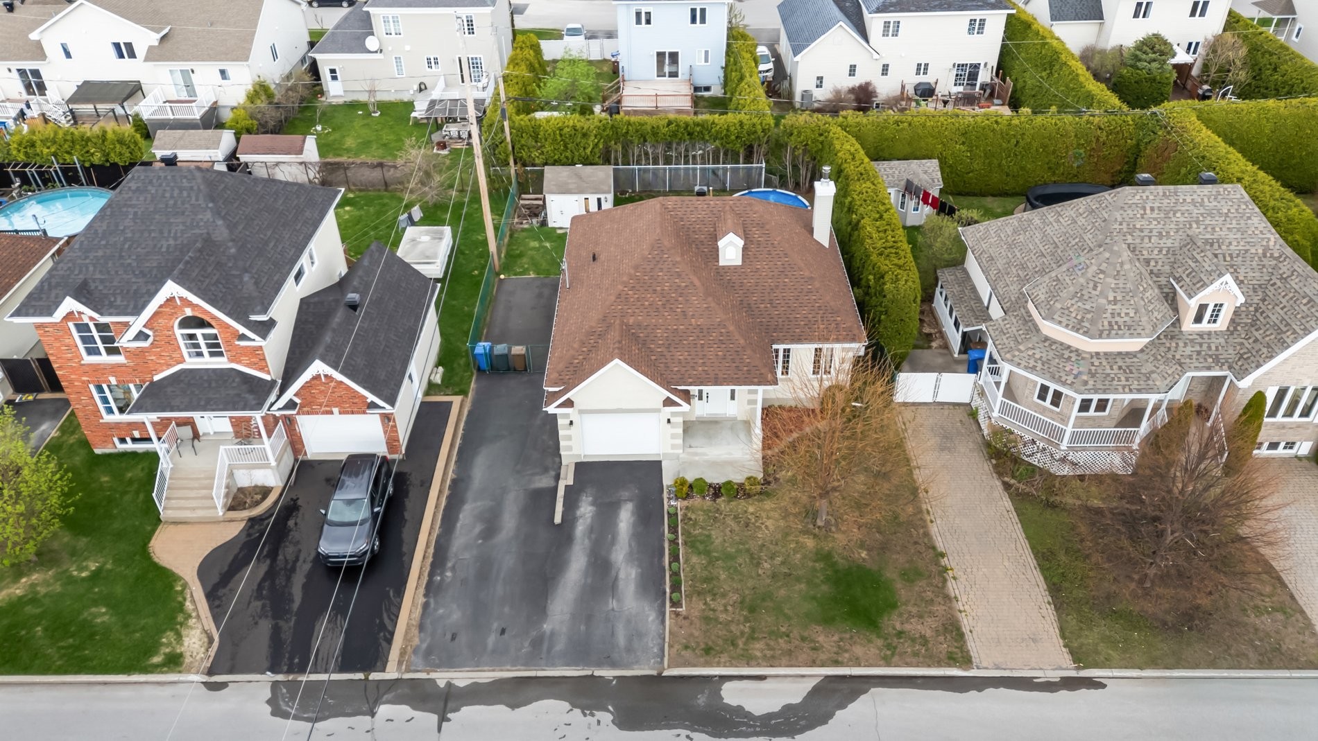 









692


Rue Forand

,
Repentigny (Le Gardeur),




QC
J5Z4X6

