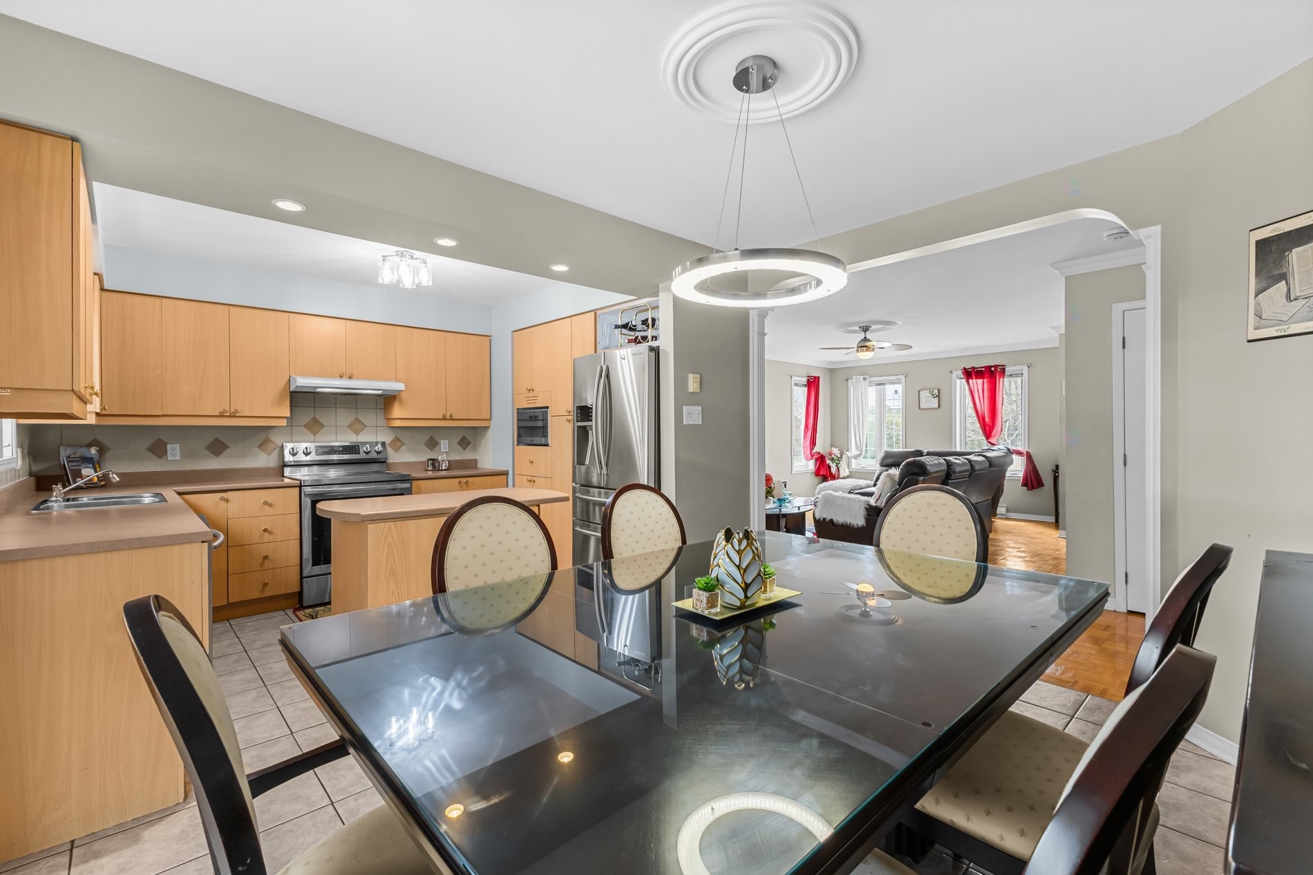 









692


Rue Forand

,
Repentigny (Le Gardeur),




QC
J5Z4X6

