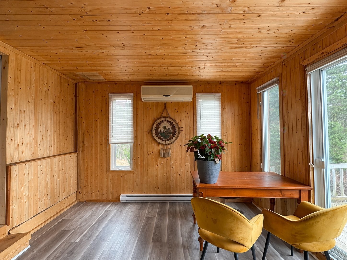 









104


Ch. du Lac-Ludger

,
Lantier,




QC
J0T1V0

