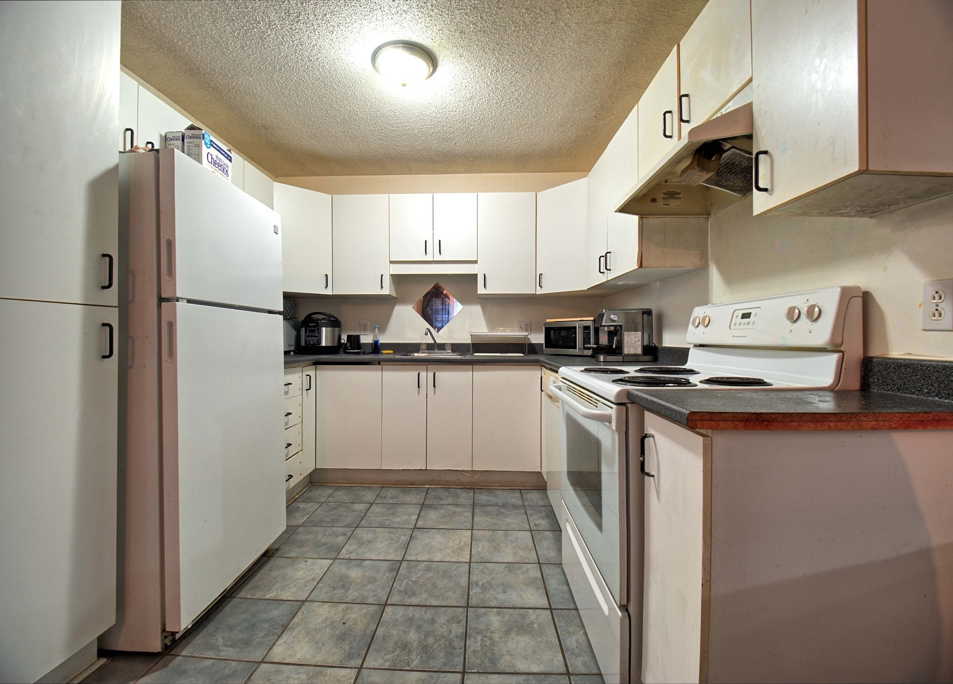 









17


Rue de la Gravité

,
Gatineau (Hull),




QC
J9A3A3

