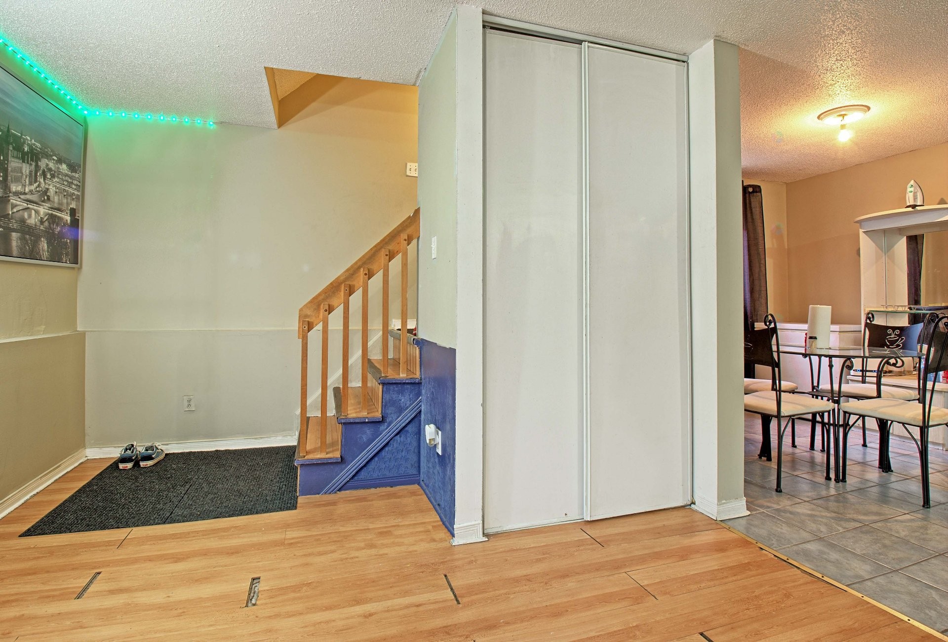 









17


Rue de la Gravité

,
Gatineau (Hull),




QC
J9A3A3

