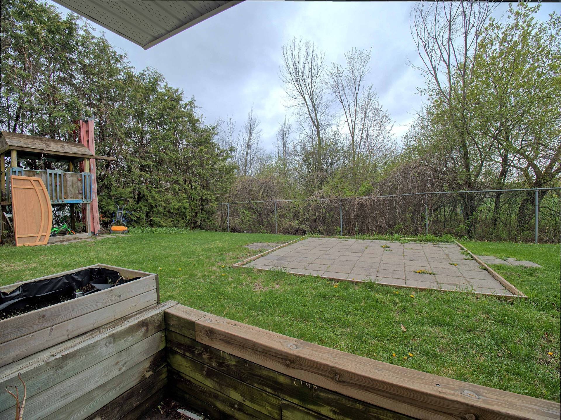









17


Rue de la Gravité

,
Gatineau (Hull),




QC
J9A3A3

