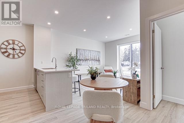 












106 - 75 WALNUT STREET

,
St. Thomas,




Ontario
N5R2Y7

